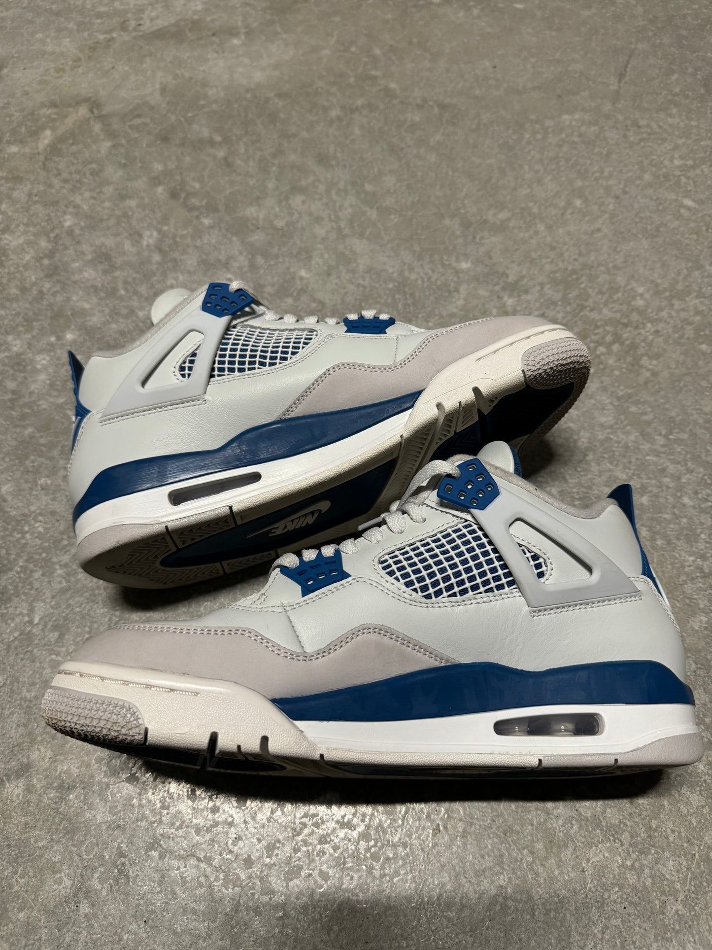 JORDAN 4 “ military blue “