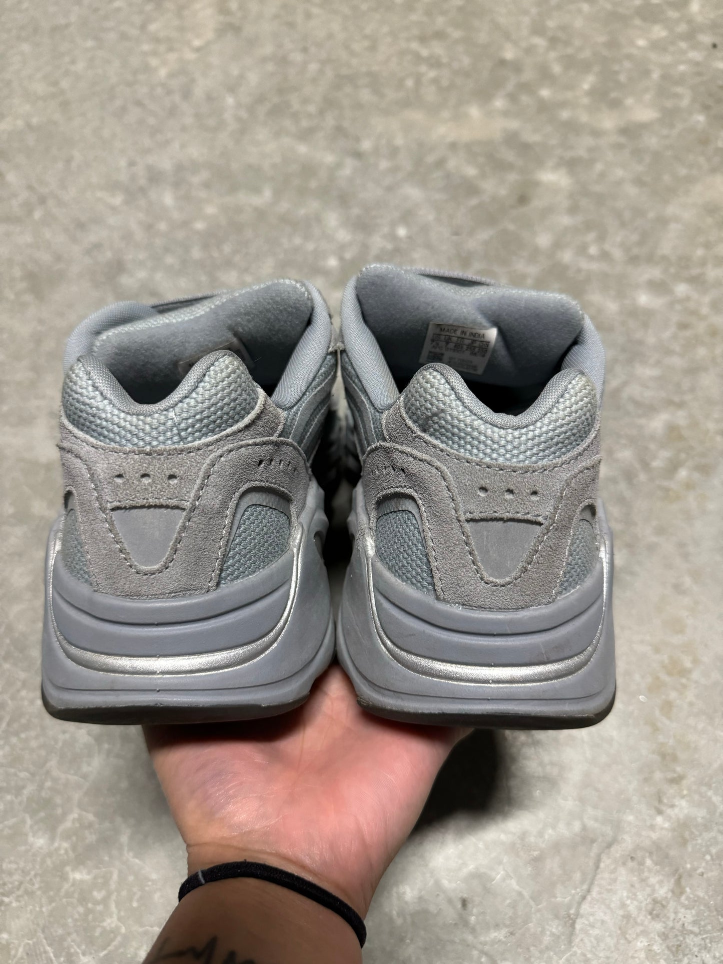 YEEZY 700 “ Hospital Blue “