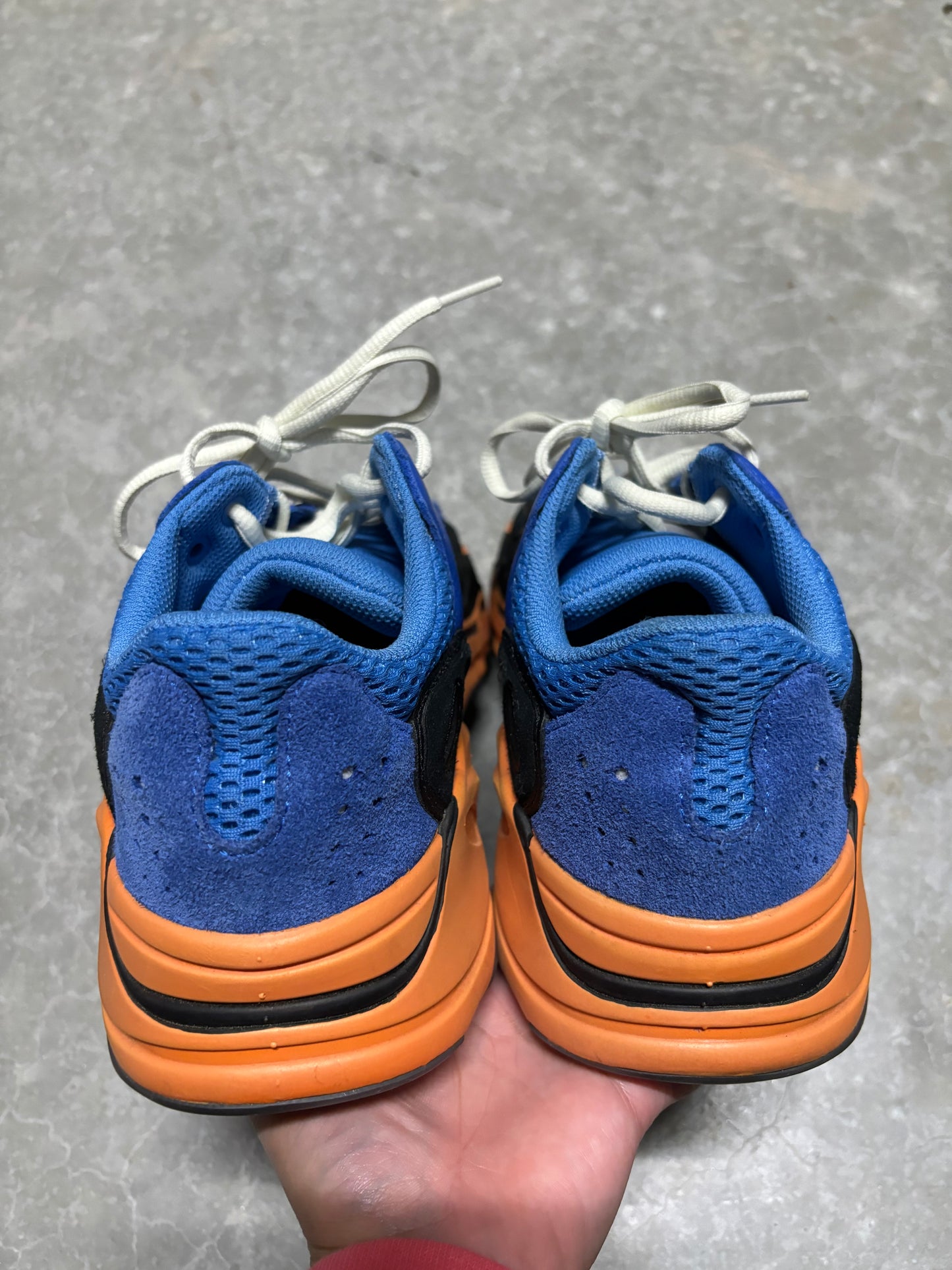 YEEZY 700 “ bright blue “