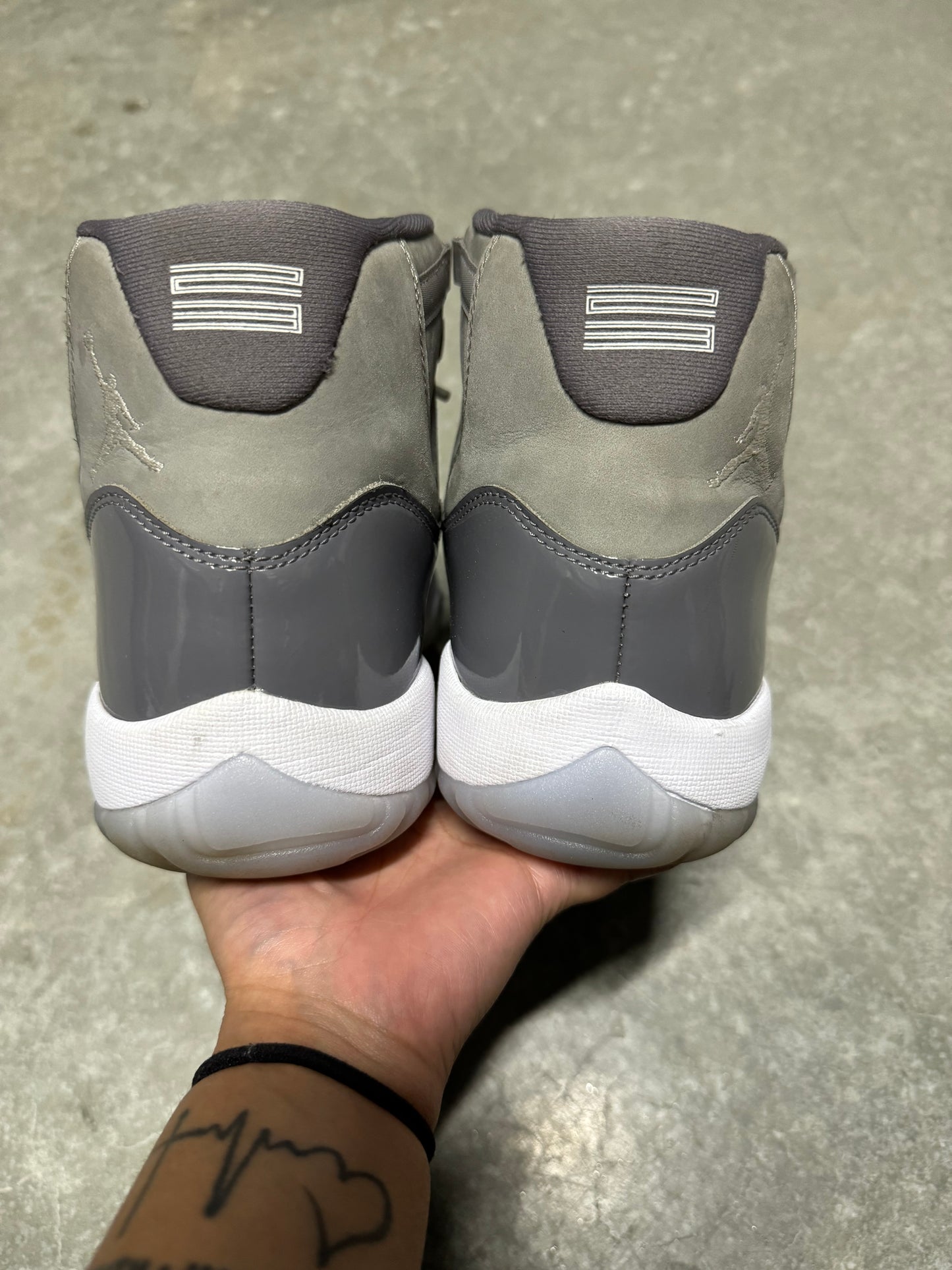 JORDAN 11 “ Cool Grey “