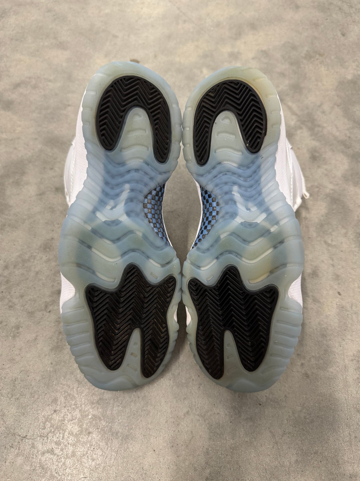 JORDAN 11 “ Legend Blue “