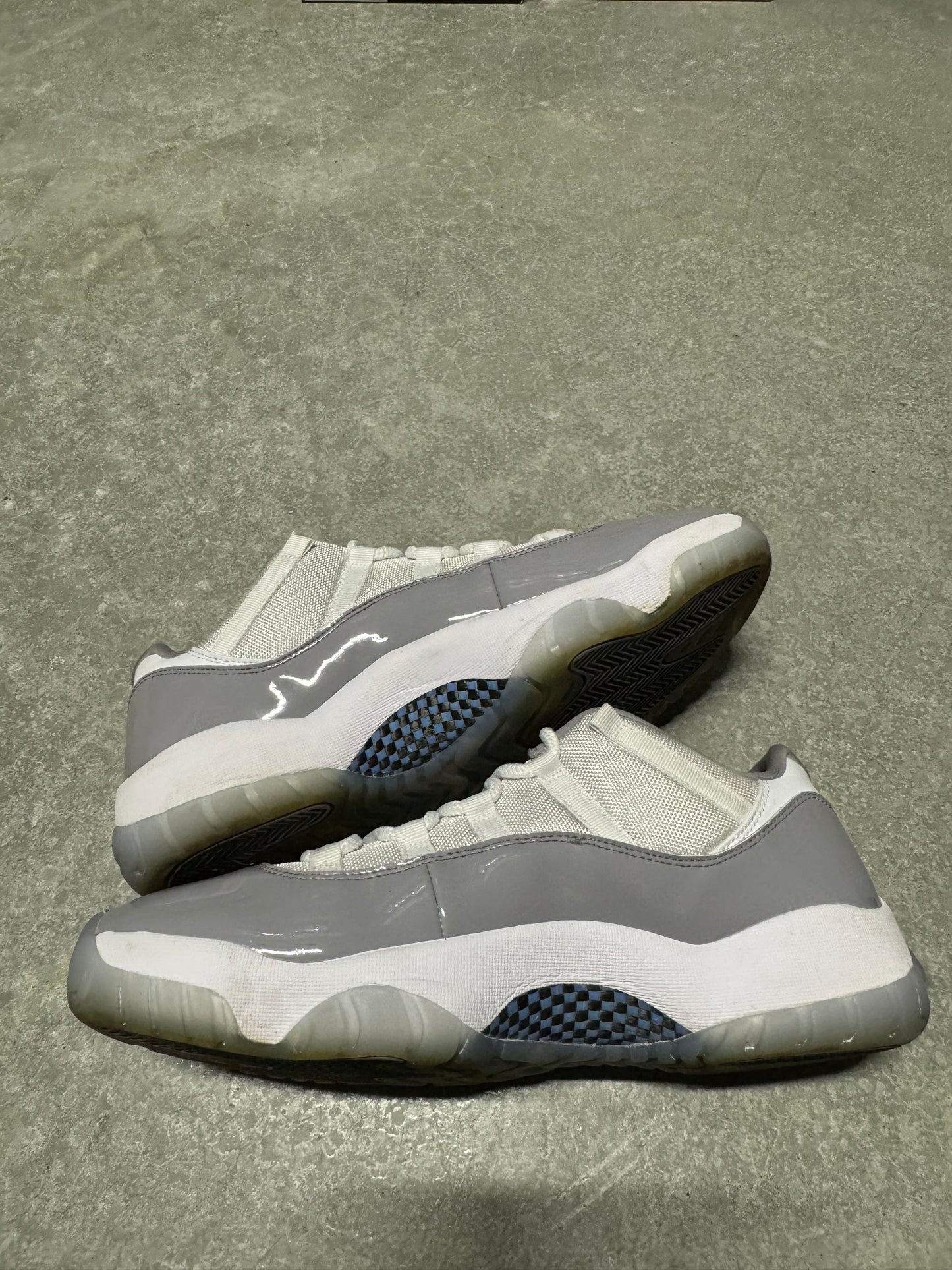 JORDAN 11 LOW “ Cement Grey “