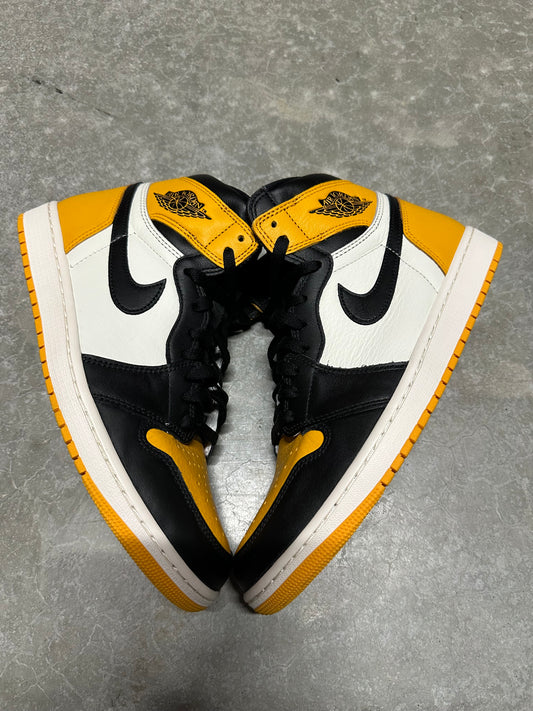 JORDAN 1 “ yellow toe “