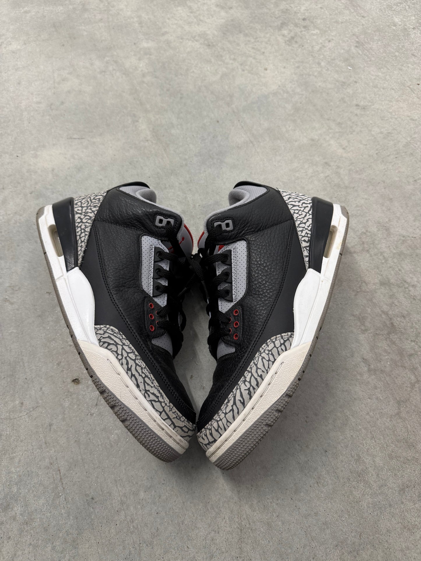 JORDAN 3 “ Black Cement “