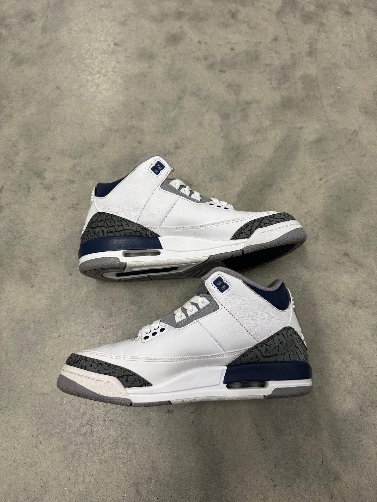 JORDAN 3 “ Midnight Navy “