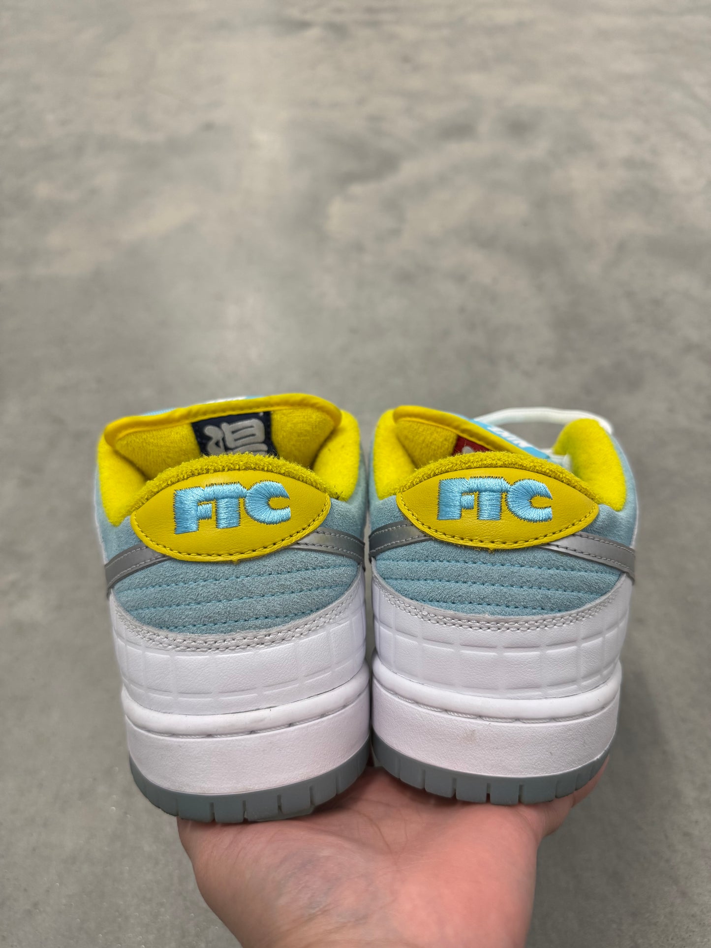 FTC NIKE DUNK LOW SB “ Lagoon Pulse “