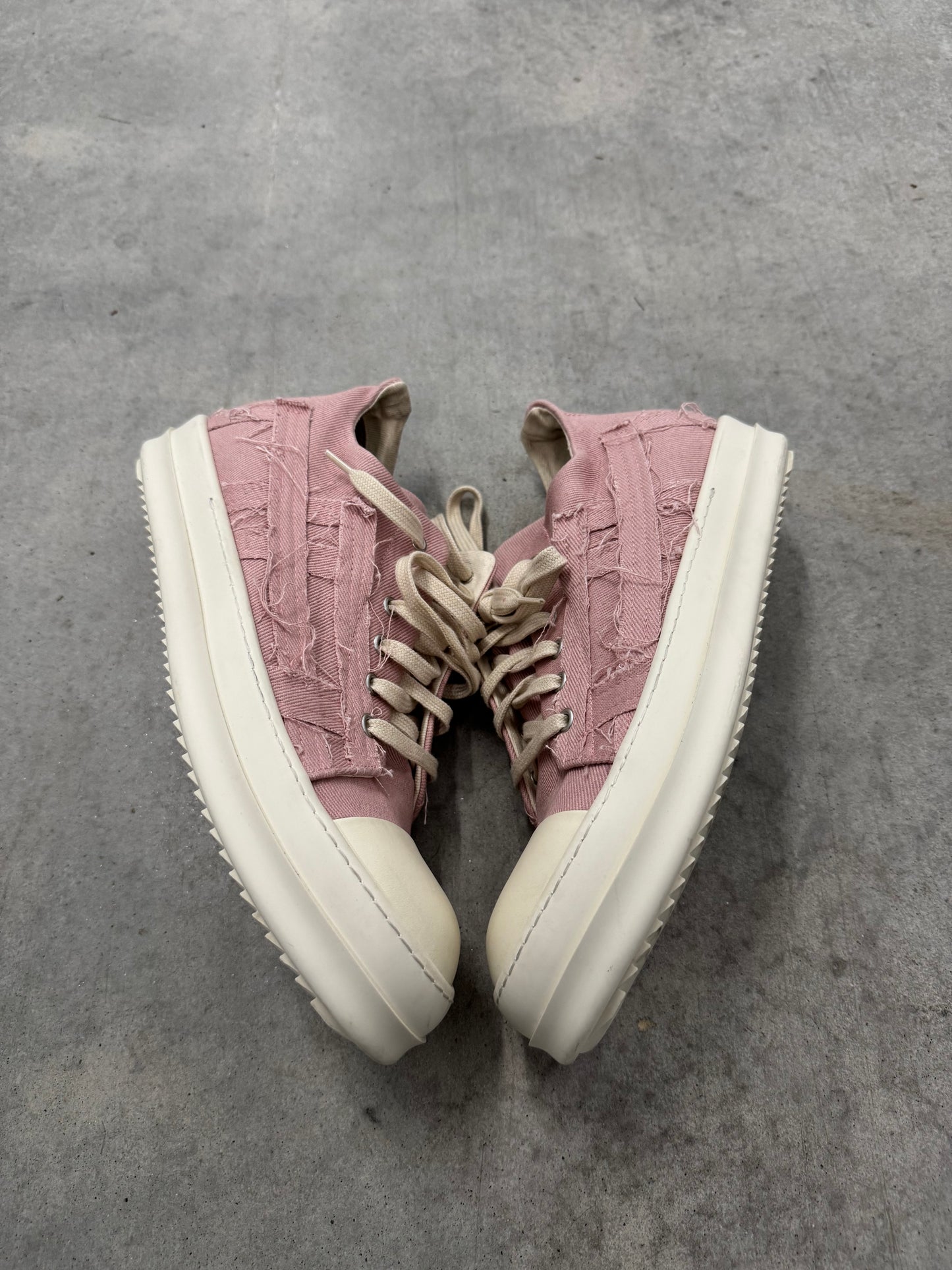 RICK OWENS WMNS DRKSHDW SLASHED LOW “ Faded Pink “