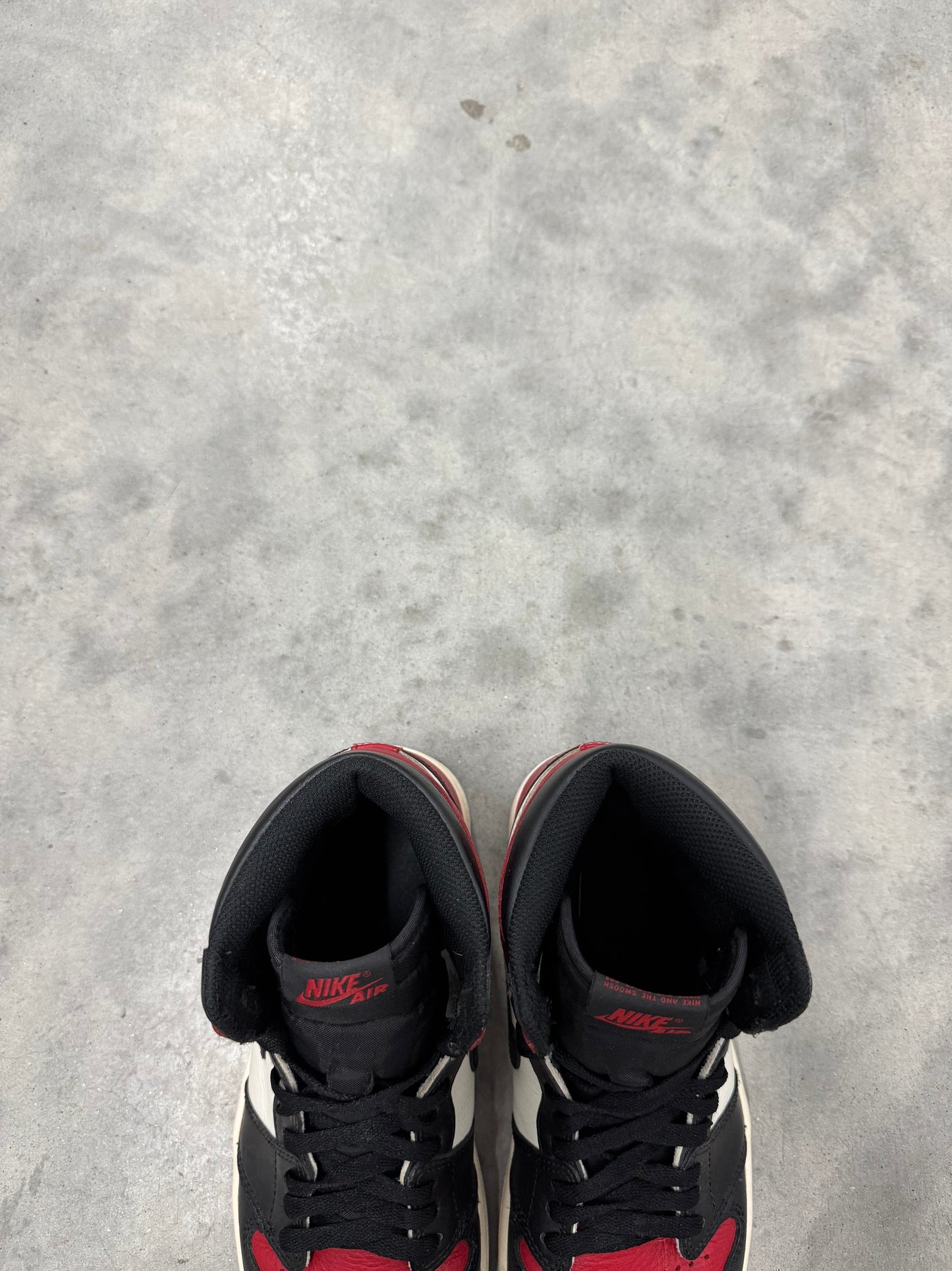 JORDAN 1 “ Bred Toe “