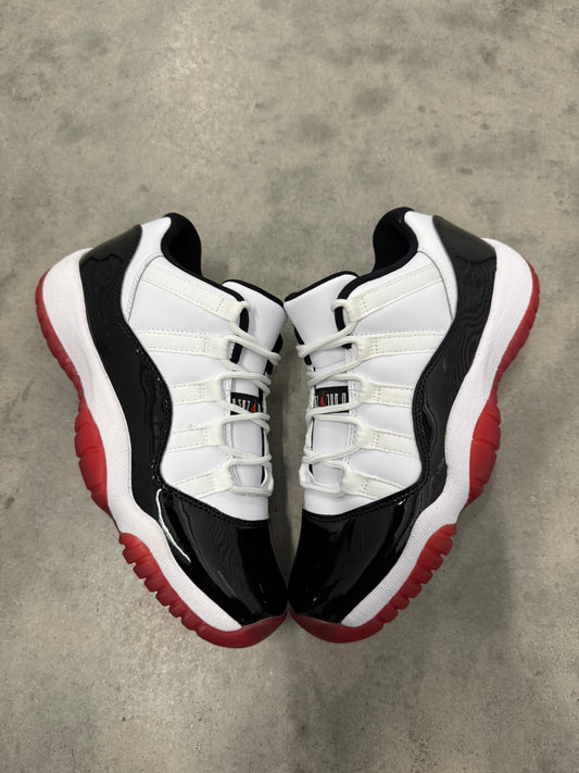 JORDAN 11 LOW “ Concord Bred “
