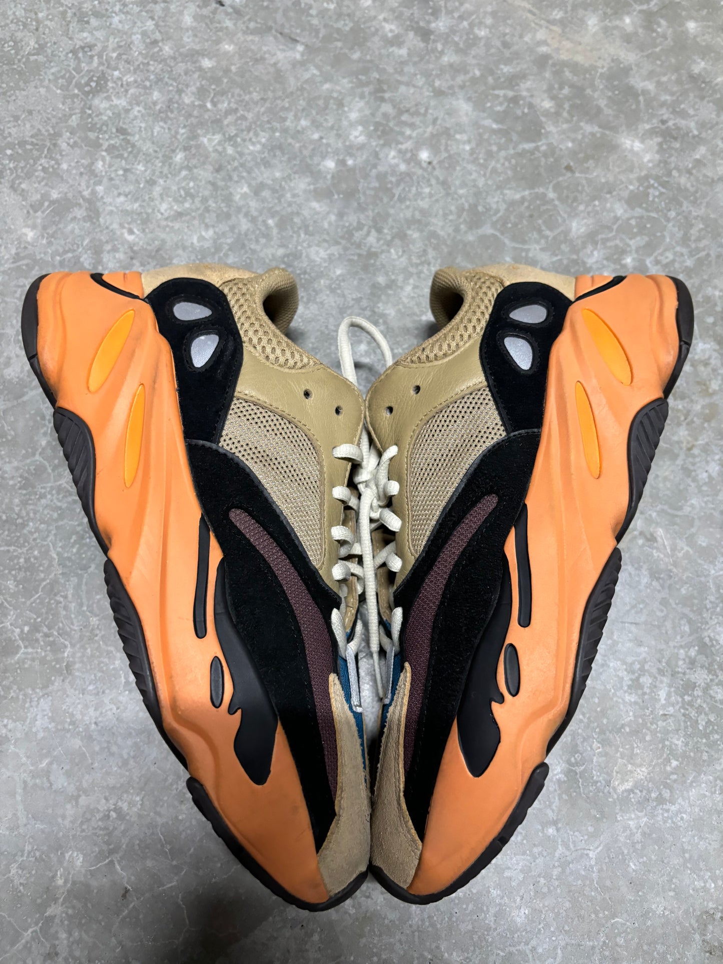 YEEZY 700 “ Enflame Amber “