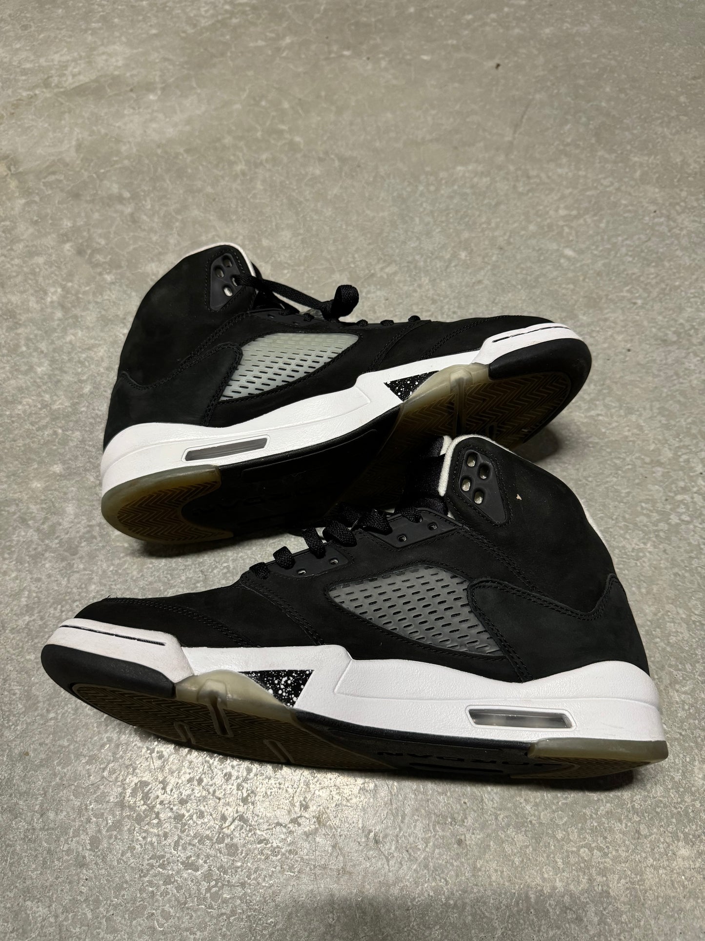 JORDAN 5 “ Oreo “