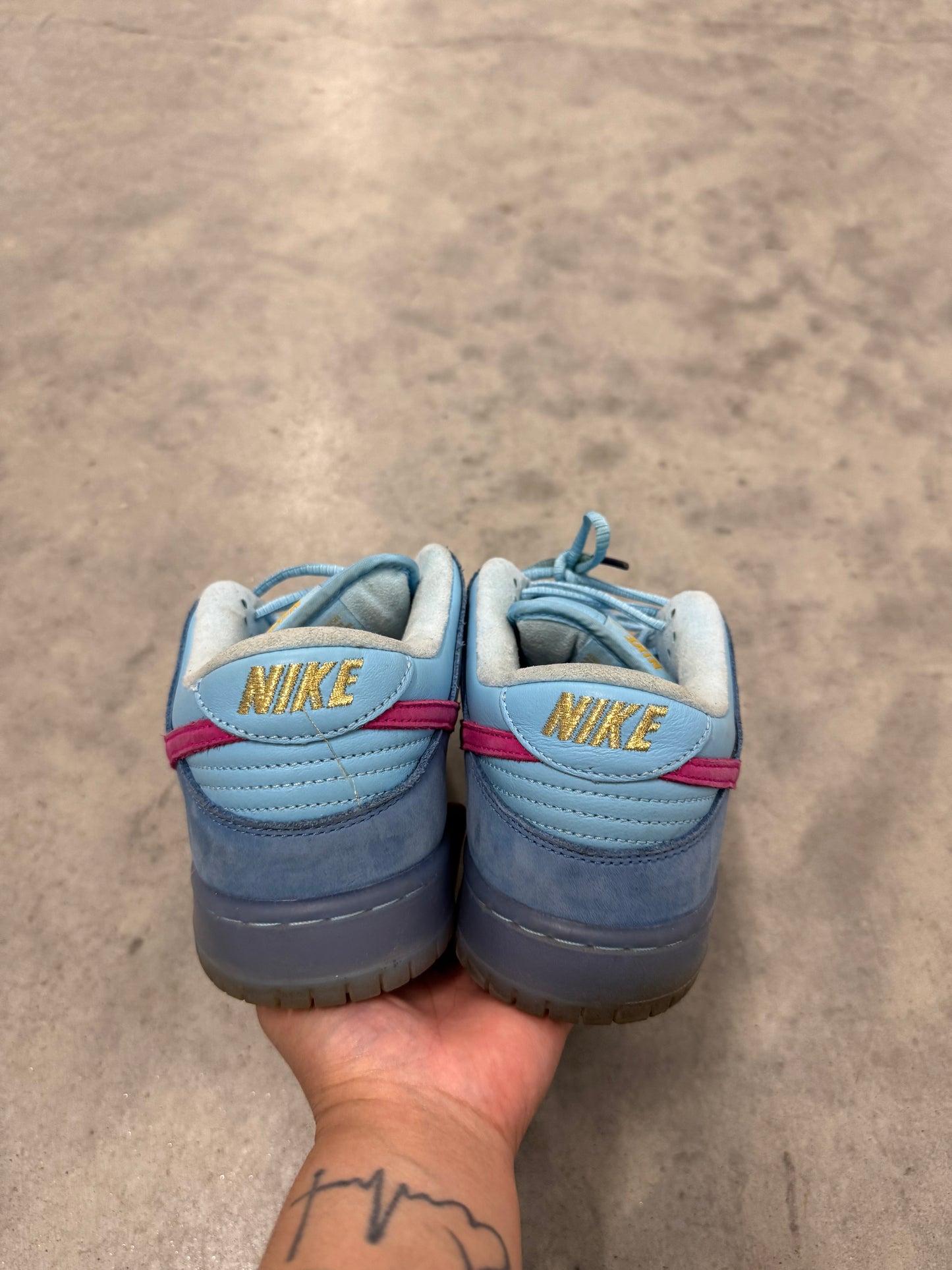 RUN THE JEWELS NIKE SB DUNK LOW “ 4/20 “