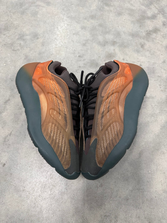 YEEZY 700 “ Copper Fade “