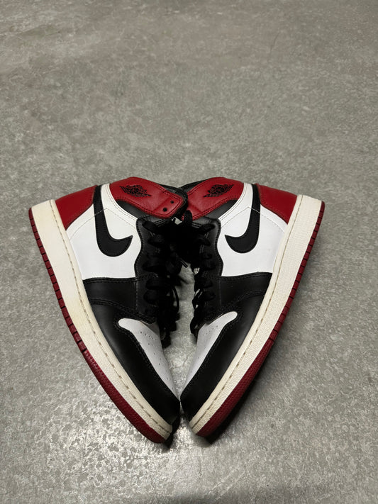 JORDAN 1 “ Black Toe “