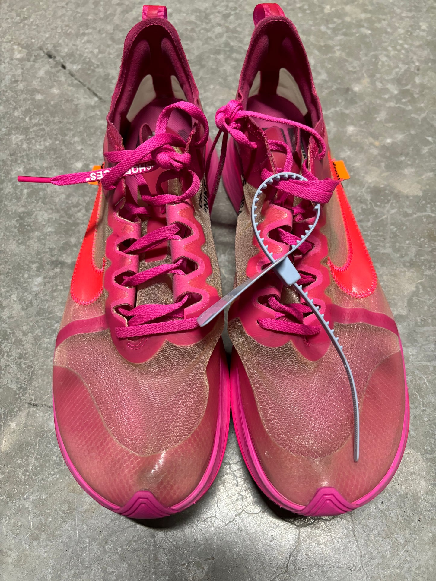 OFF WHITE ZOOM FLY “ tulip pink “