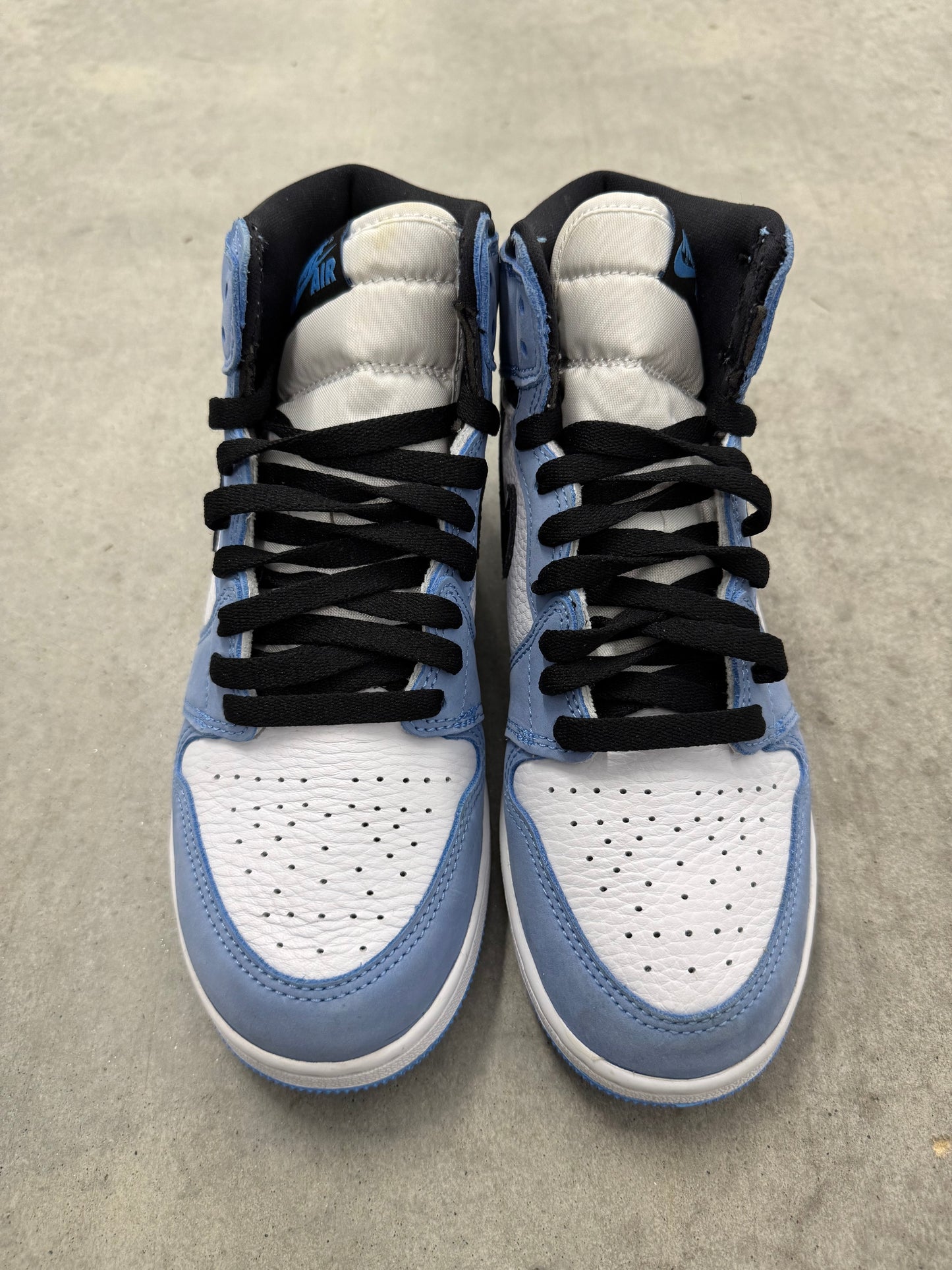 JORDAN 1 “ University Blue “