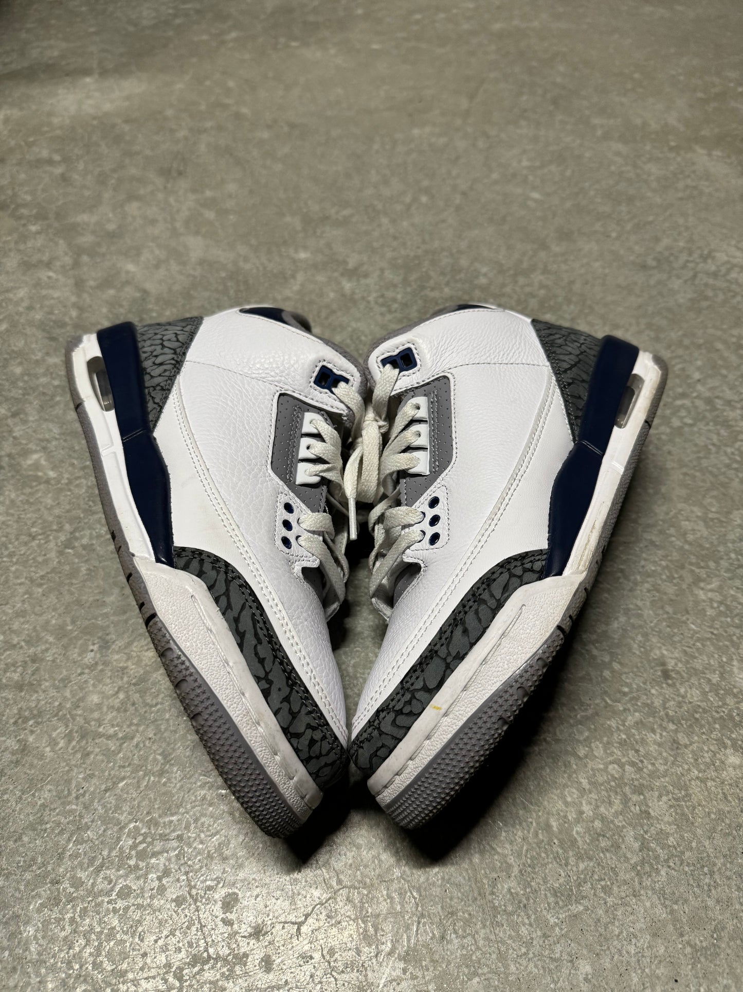 JORDAN 3 “ Midnight Navy “