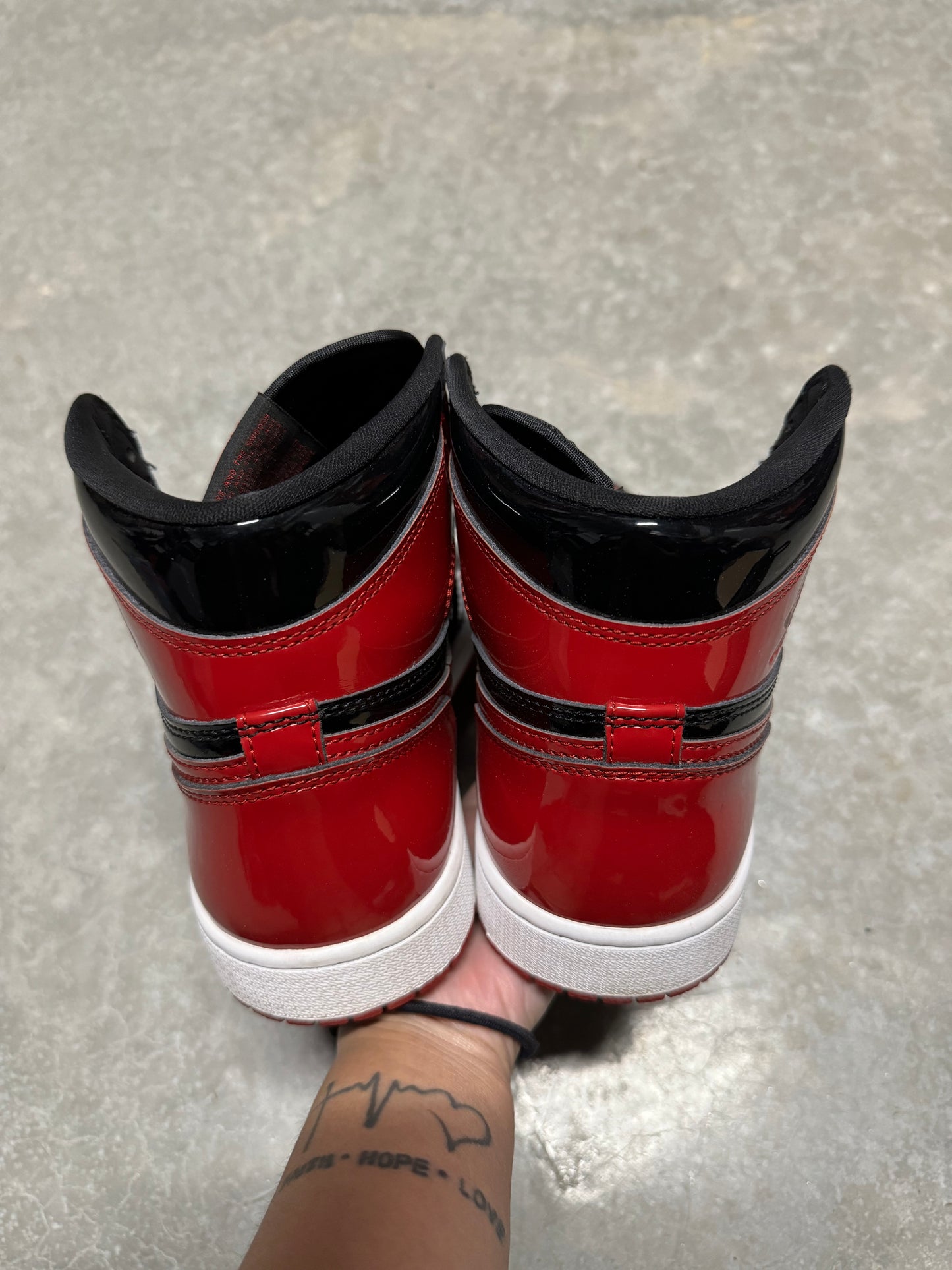 JORDAN 1 “ Patent Bred “