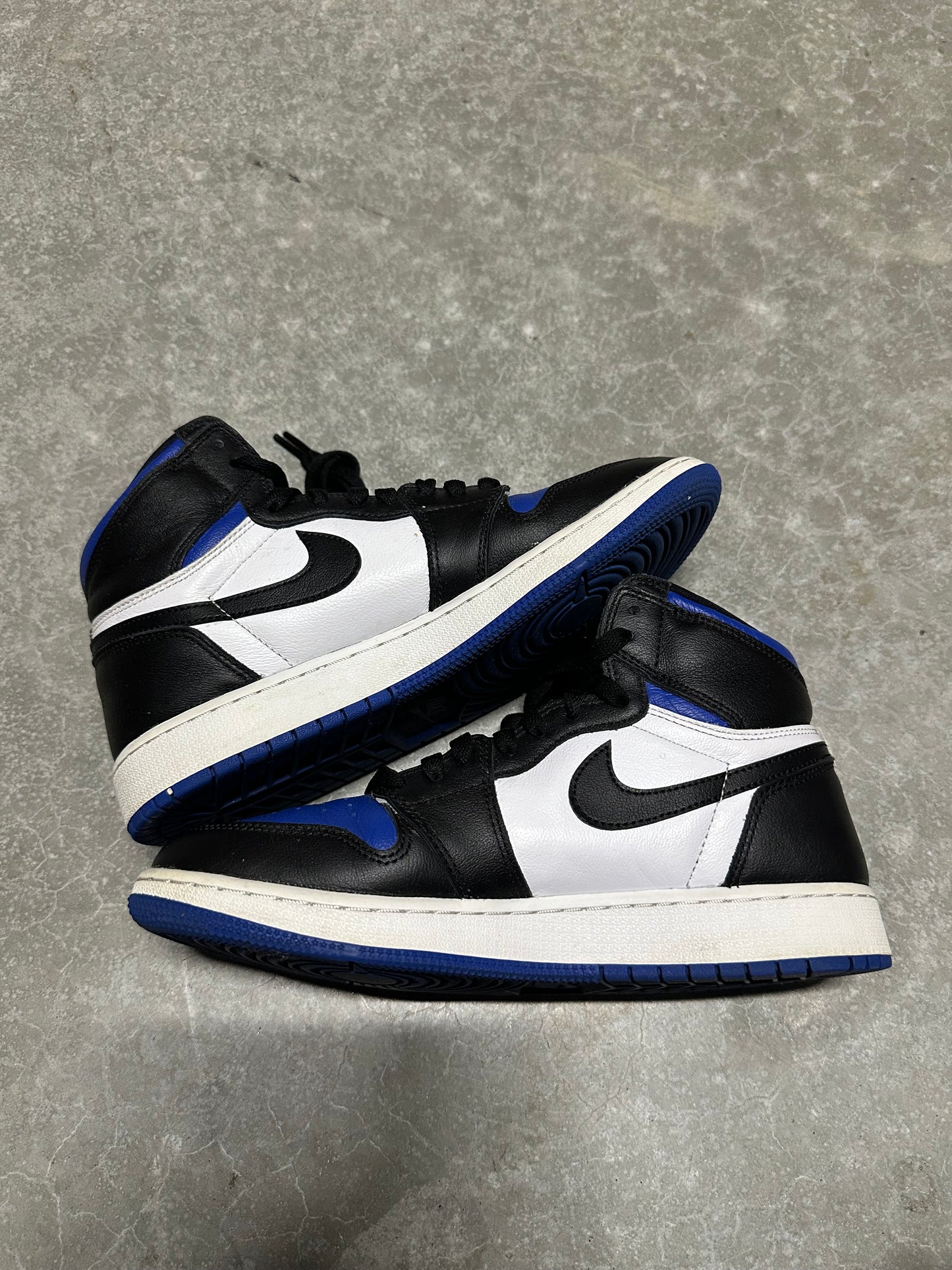 JORDAN 1 “ royal toe “