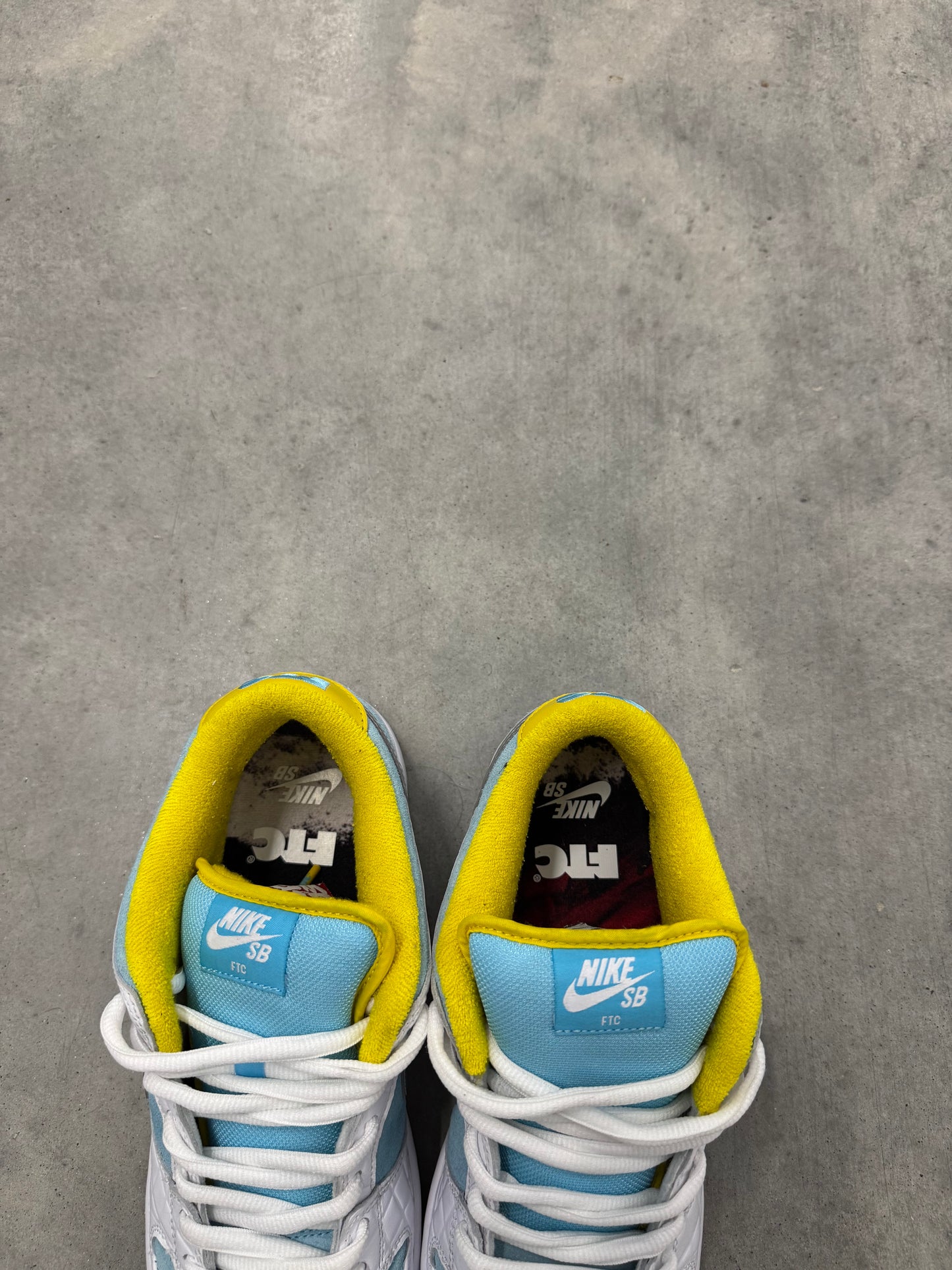 FTC NIKE DUNK LOW SB “ Lagoon Pulse “