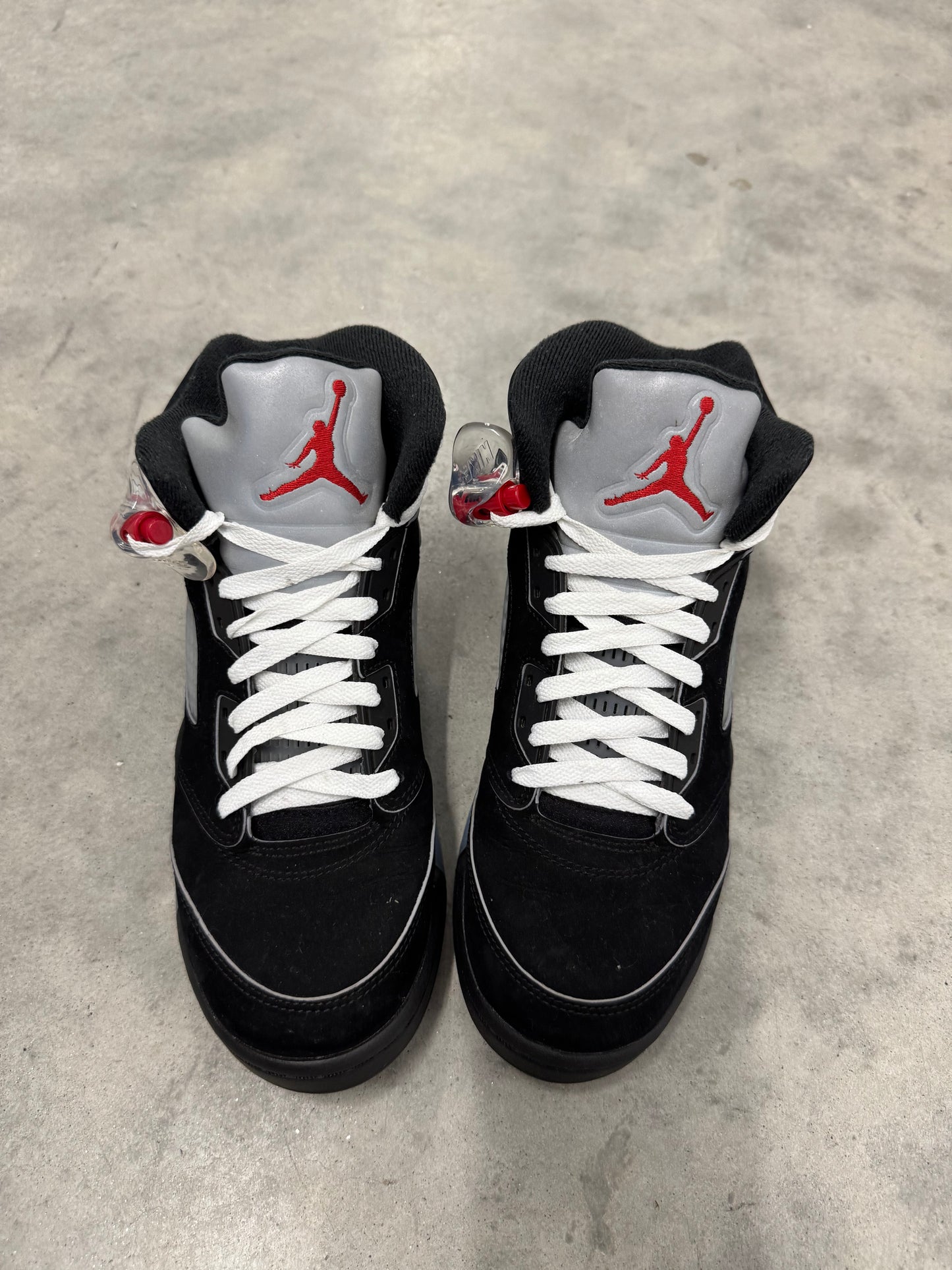 JORDAN 5 “ Black Metallic Reimagined “
