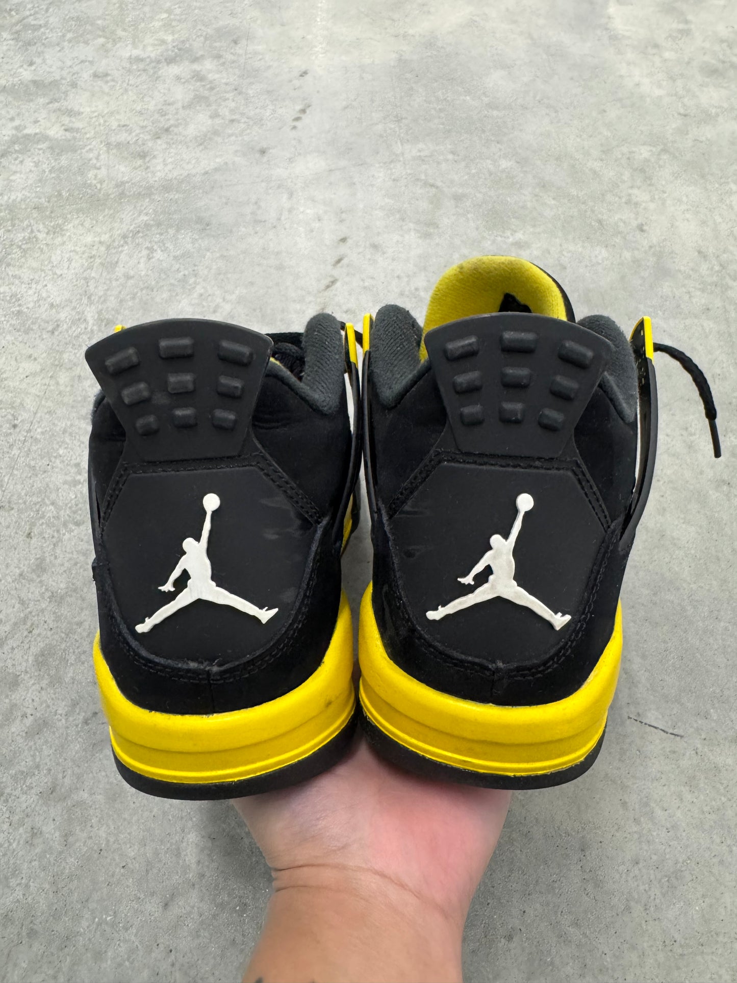 JORDAN 4 “ Thunder “