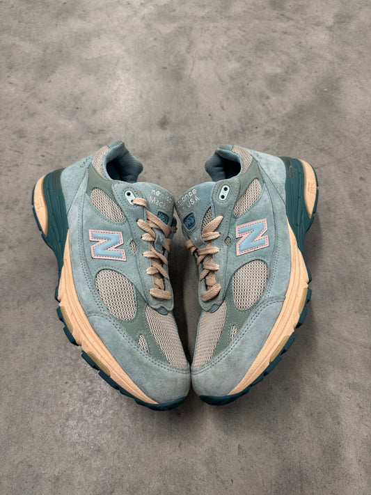 JOE FRESHGOODS NEW BALANCE 993 “ Performance Art - Artic Blue “