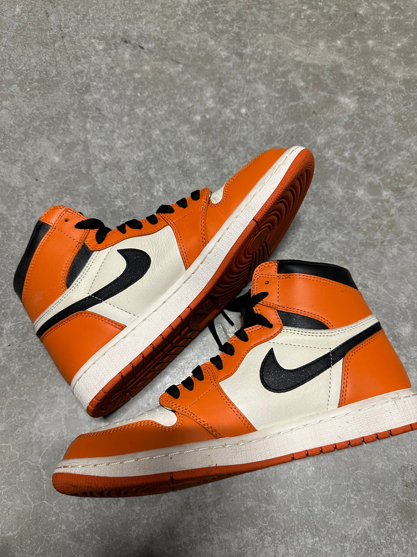 JORDAN 1 “SHATTERED BACKBOARD 1.0”