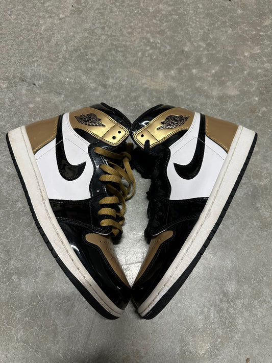 JORDAN 1 “ gold toe “