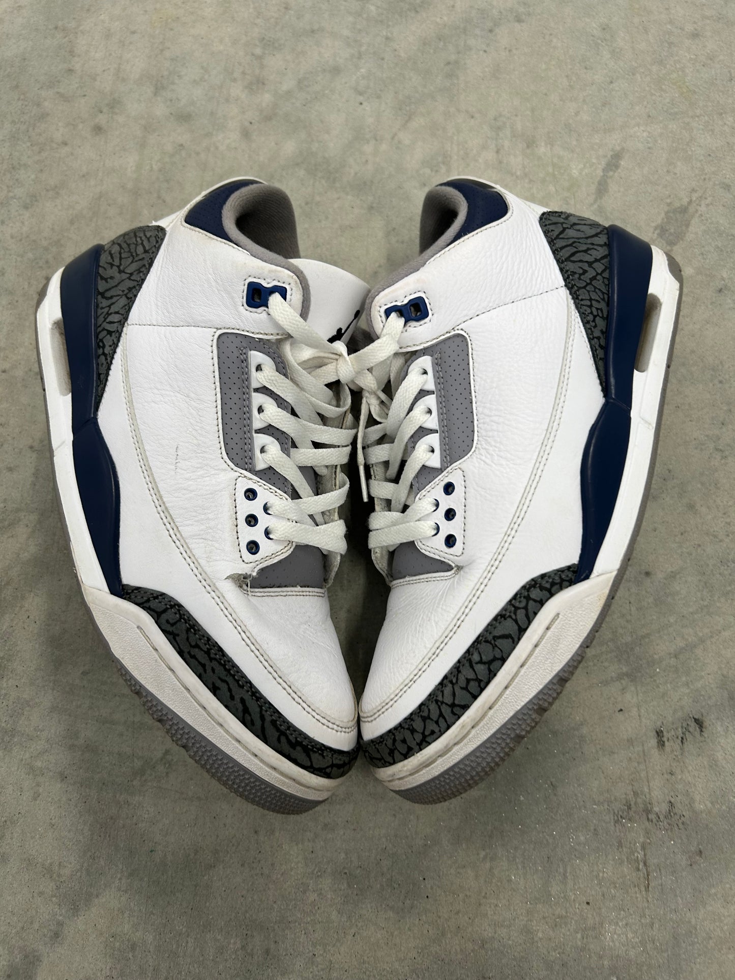 Jordan 3 “Midnight Navy”