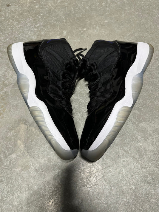 JORDAN 11 “ Space Jam “