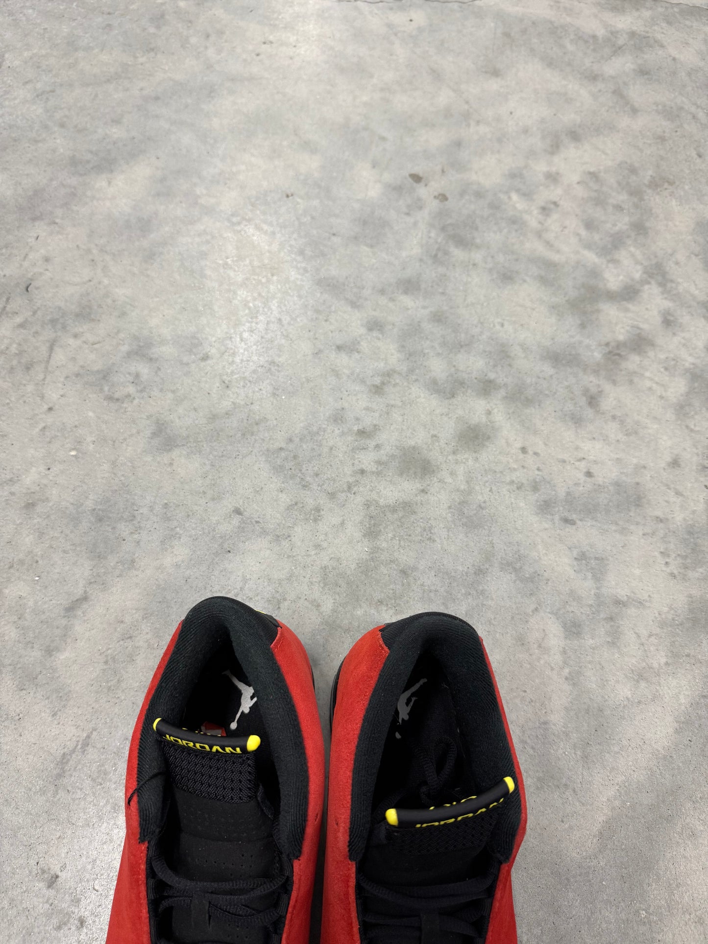 JORDAN 14 “ Ferrari “