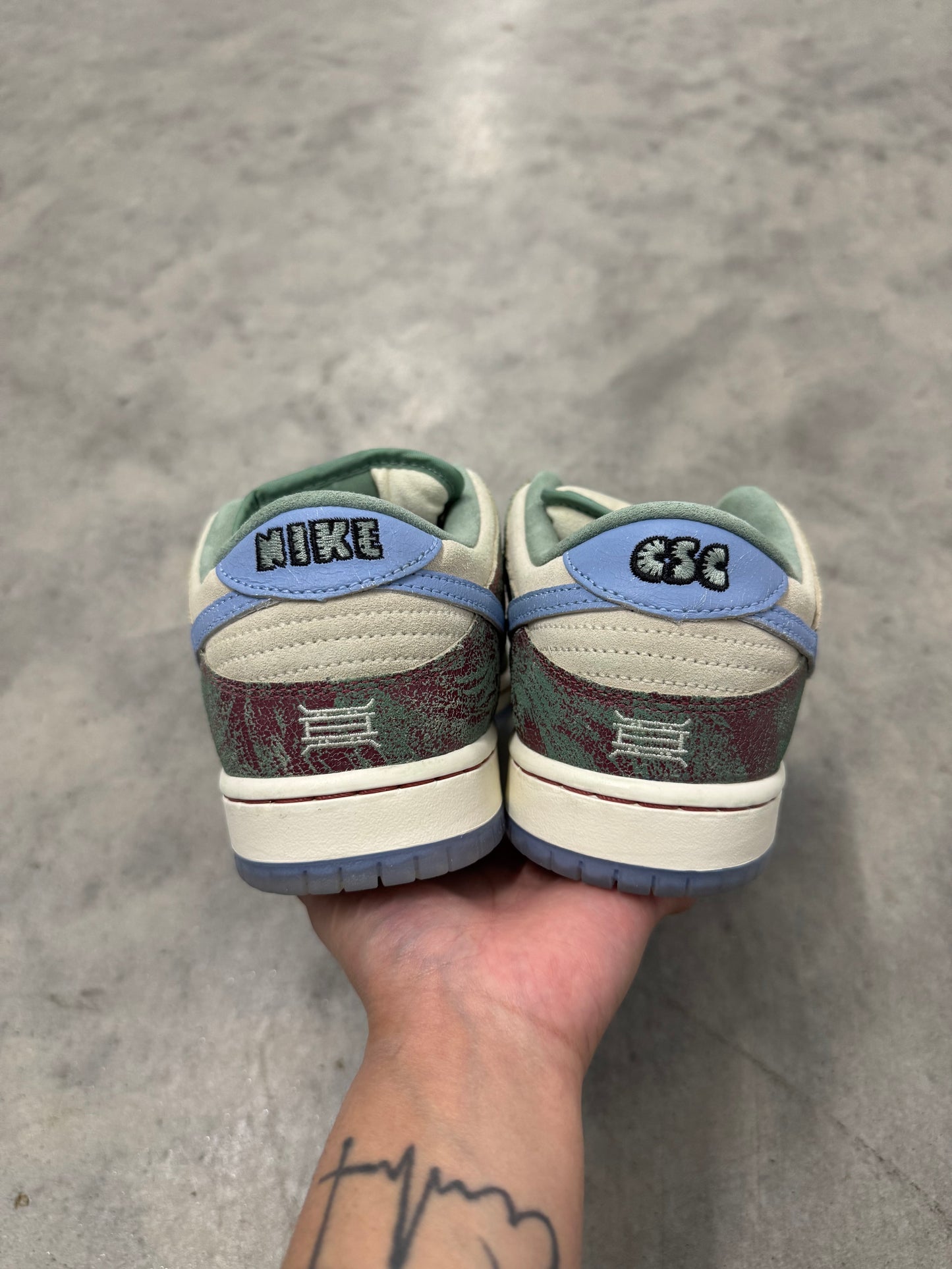 DUNK LOW SB “ Crenshaw “