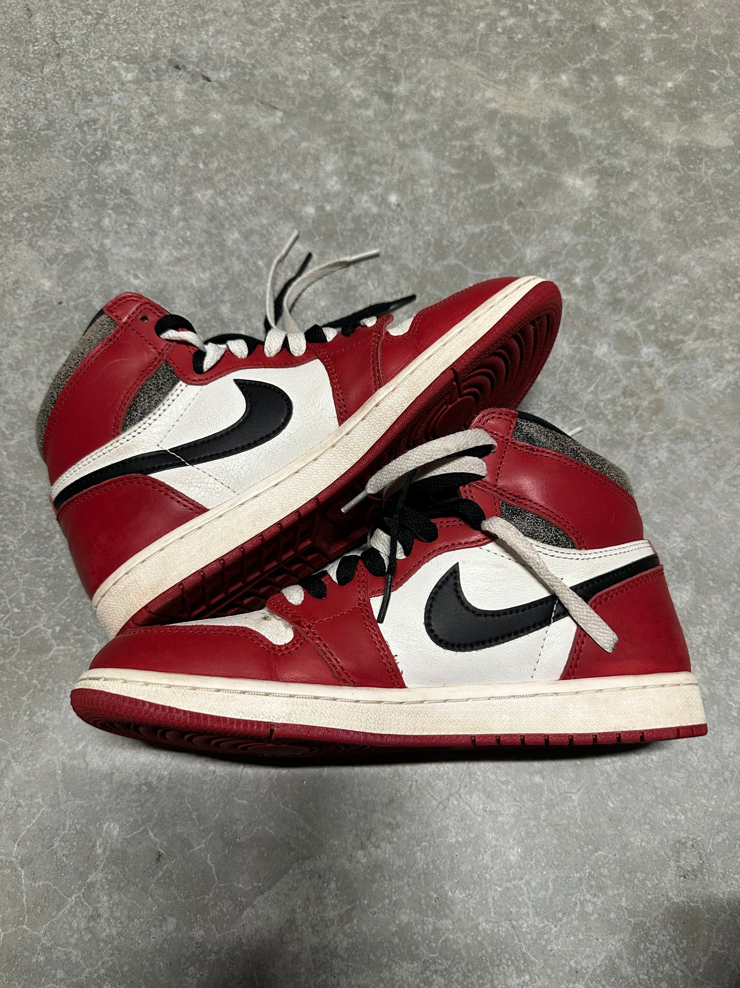 JORDAN 1 “ Chicago lost and found “