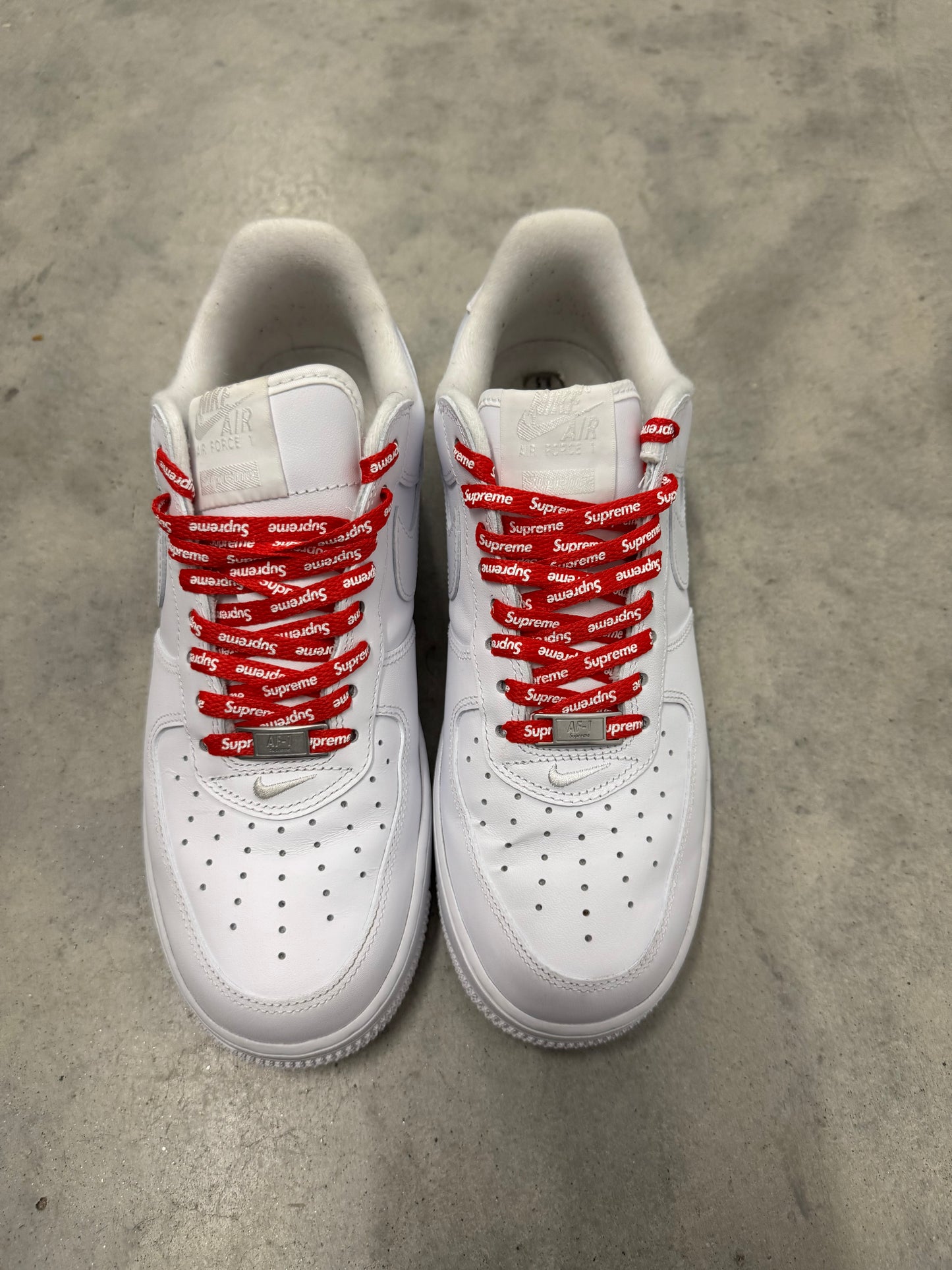 AIR FORCE SUPREME LOW “ Box-Logo White “