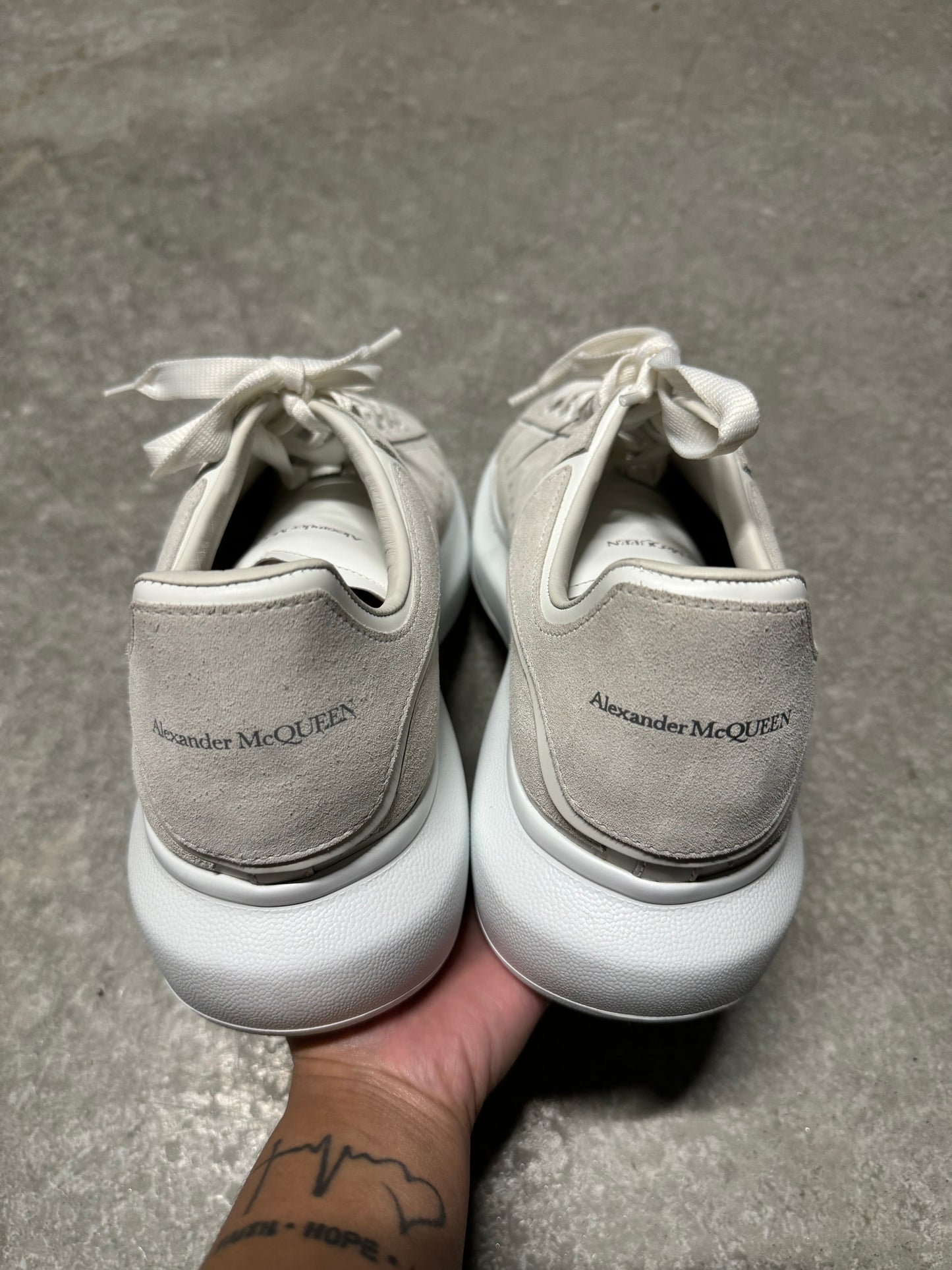 ALEXANDER MCQUEEN SNEAKER “ white “