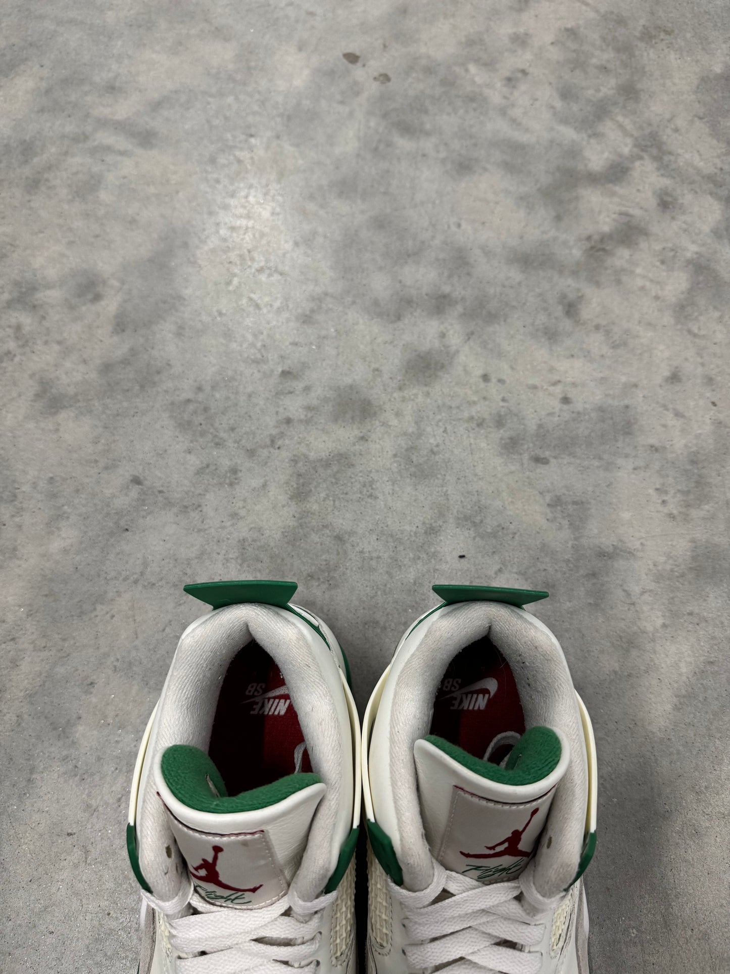NIKE SB JORDAN 4 “ Pine Green “