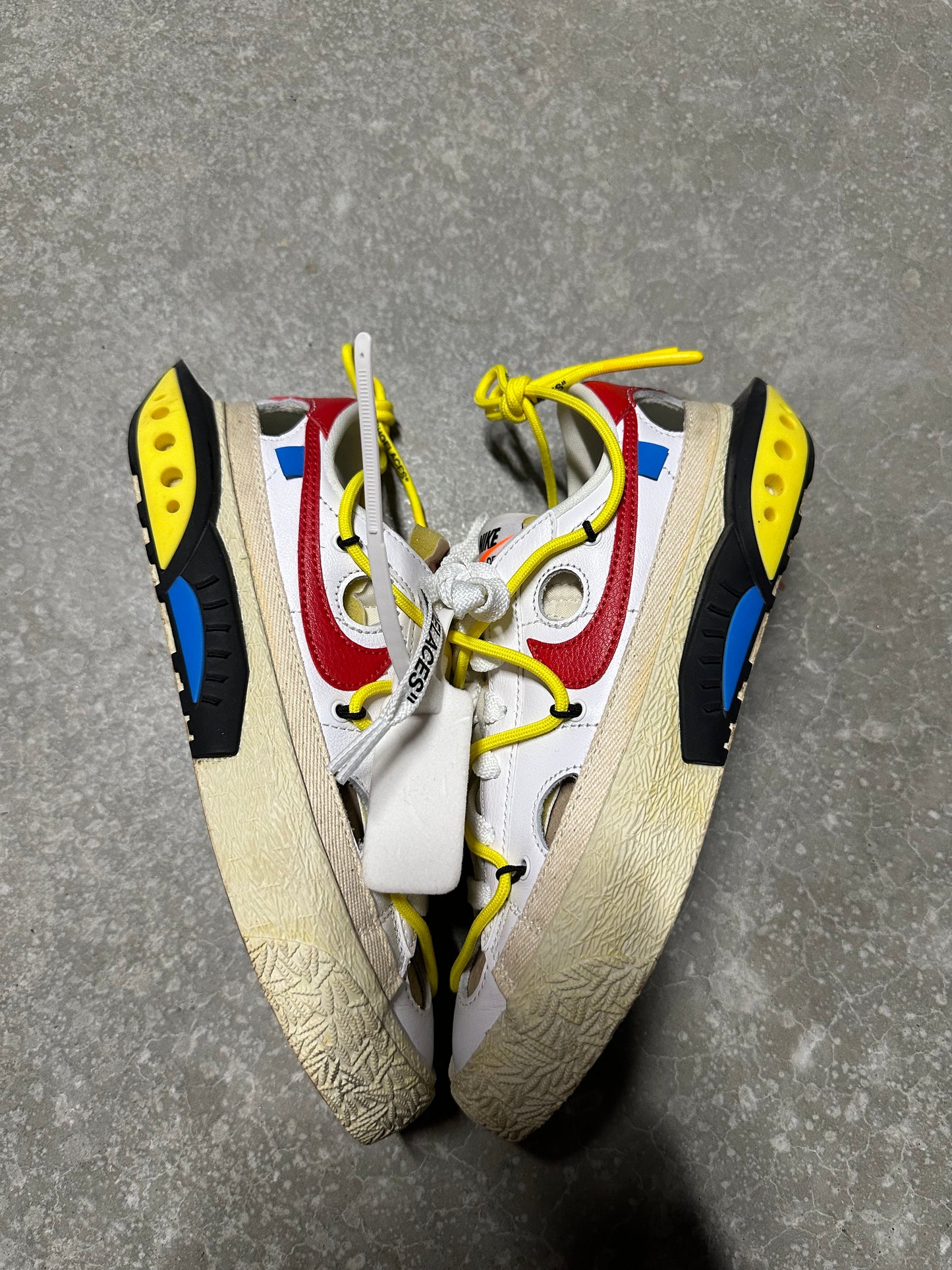 OFF WHITE BLAZER LOW “ white, red, and yellow “