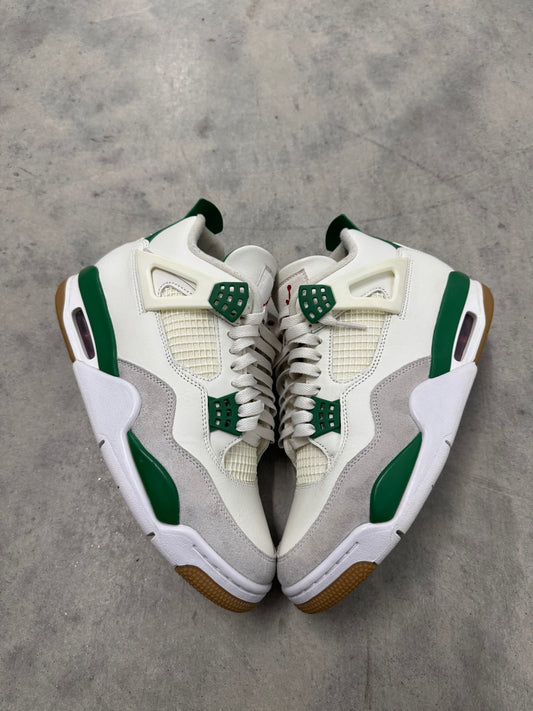 NIKE SB JORDAN 4 “ Pine Green “