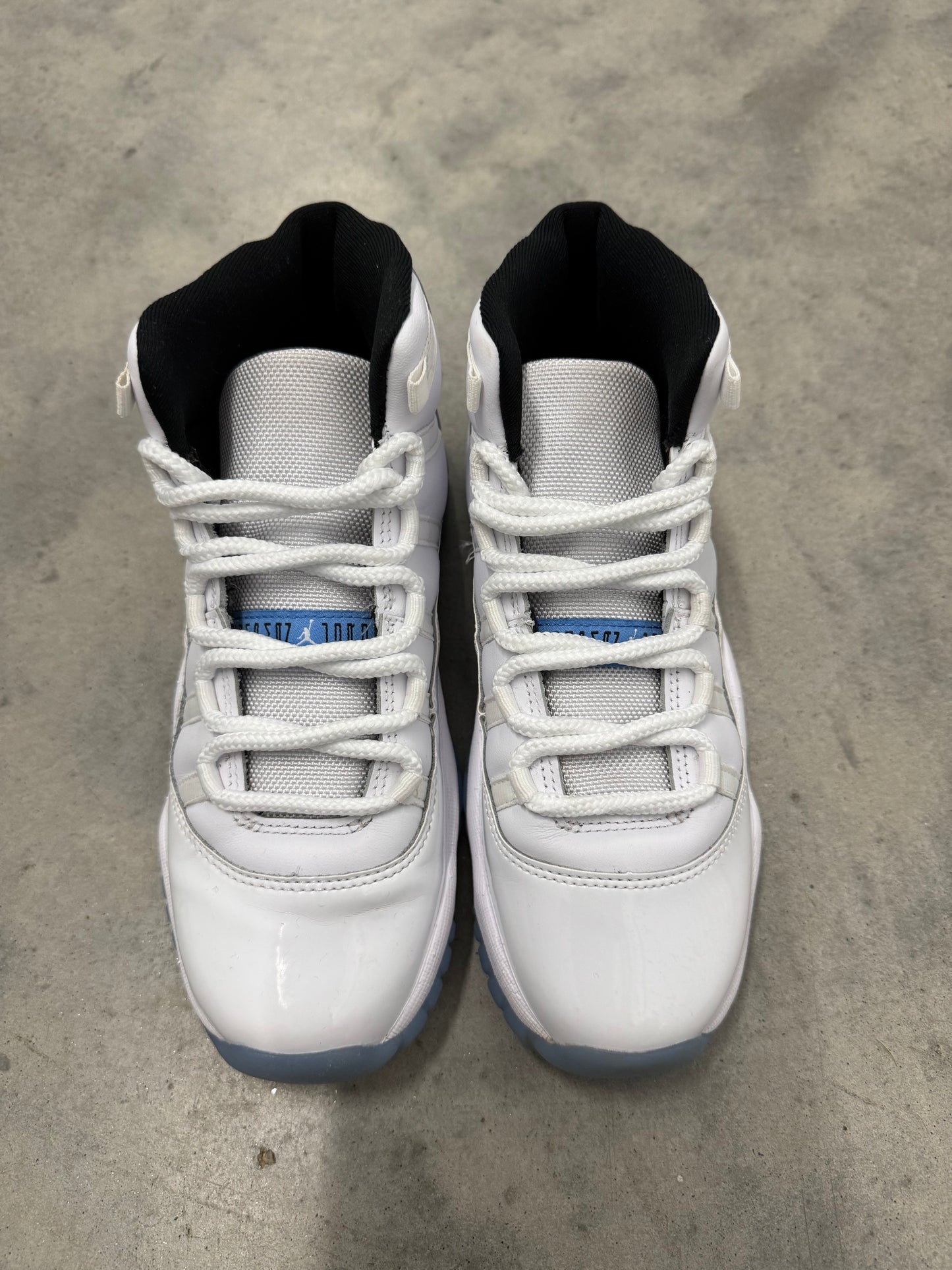 JORDAN 11 “ Legend Blue “