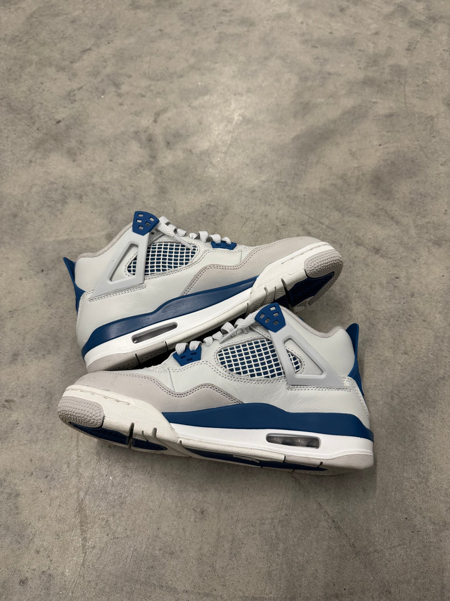 JORDAN 4 “ Military Blue “