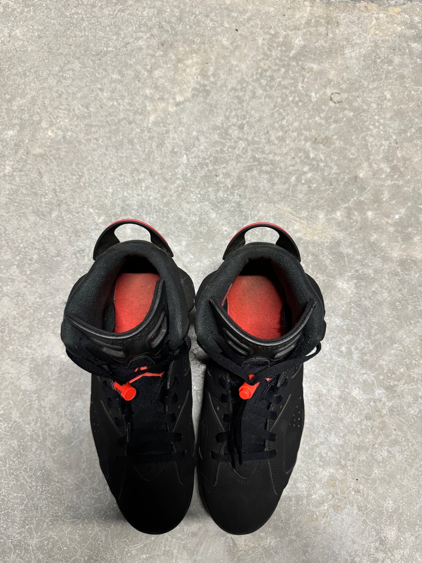 JORDAN 6 “ Infrared “