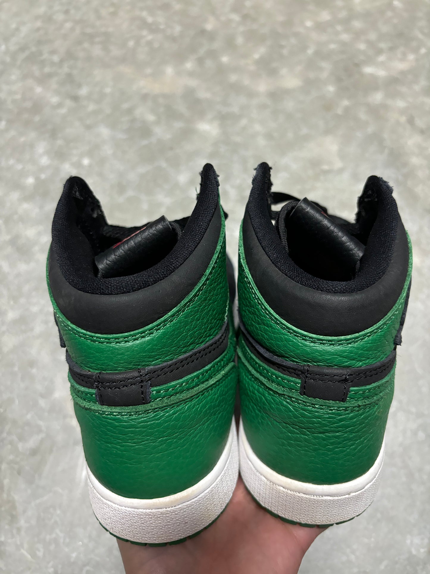 JORDAN 1 “ Pine green 2.0 “