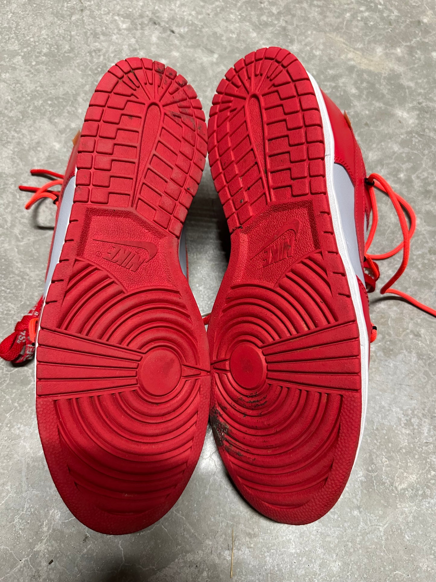 OFF WHITE DUNK LOW “ university red “