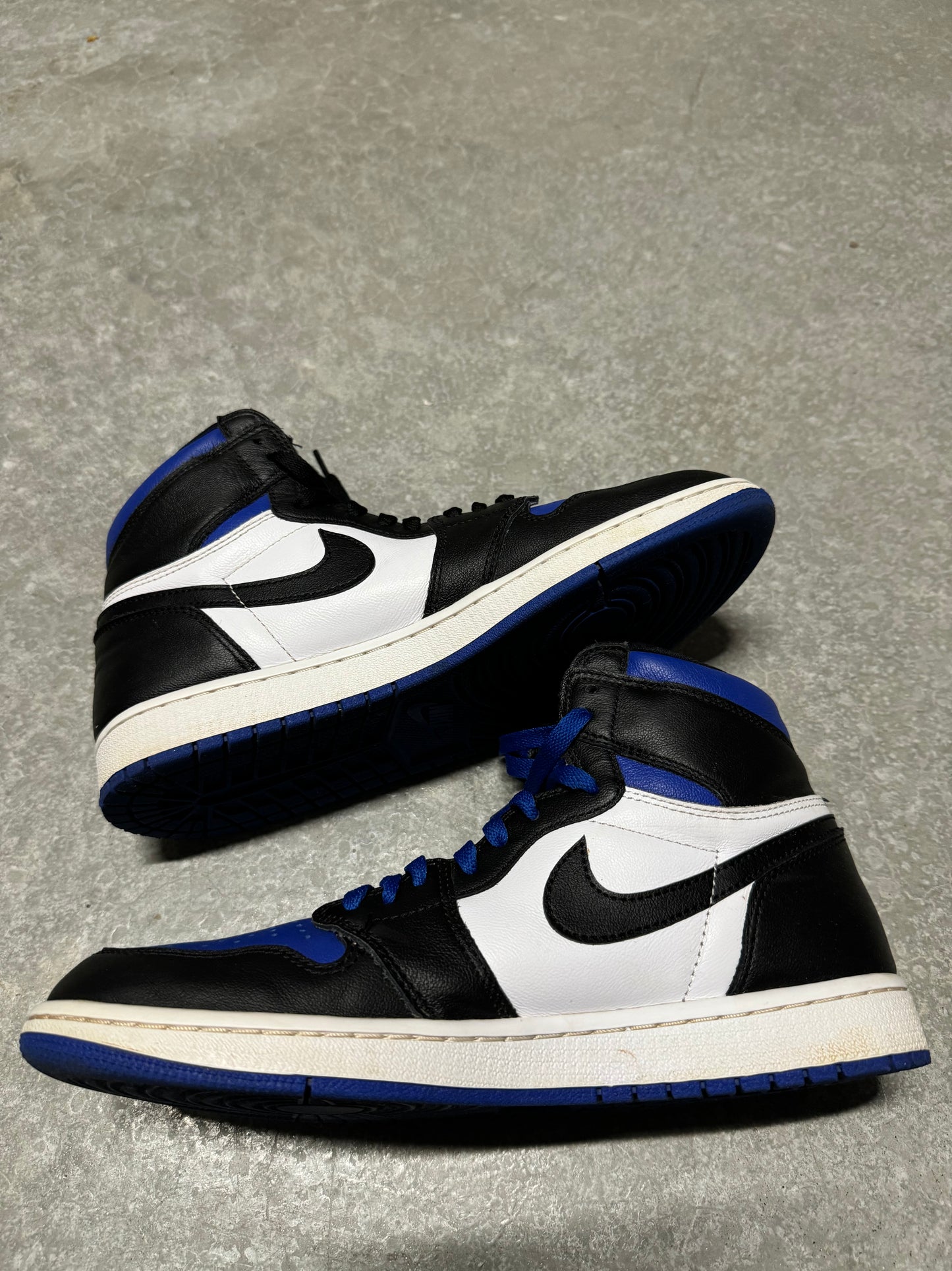 JORDAN 1 “ royal toe “