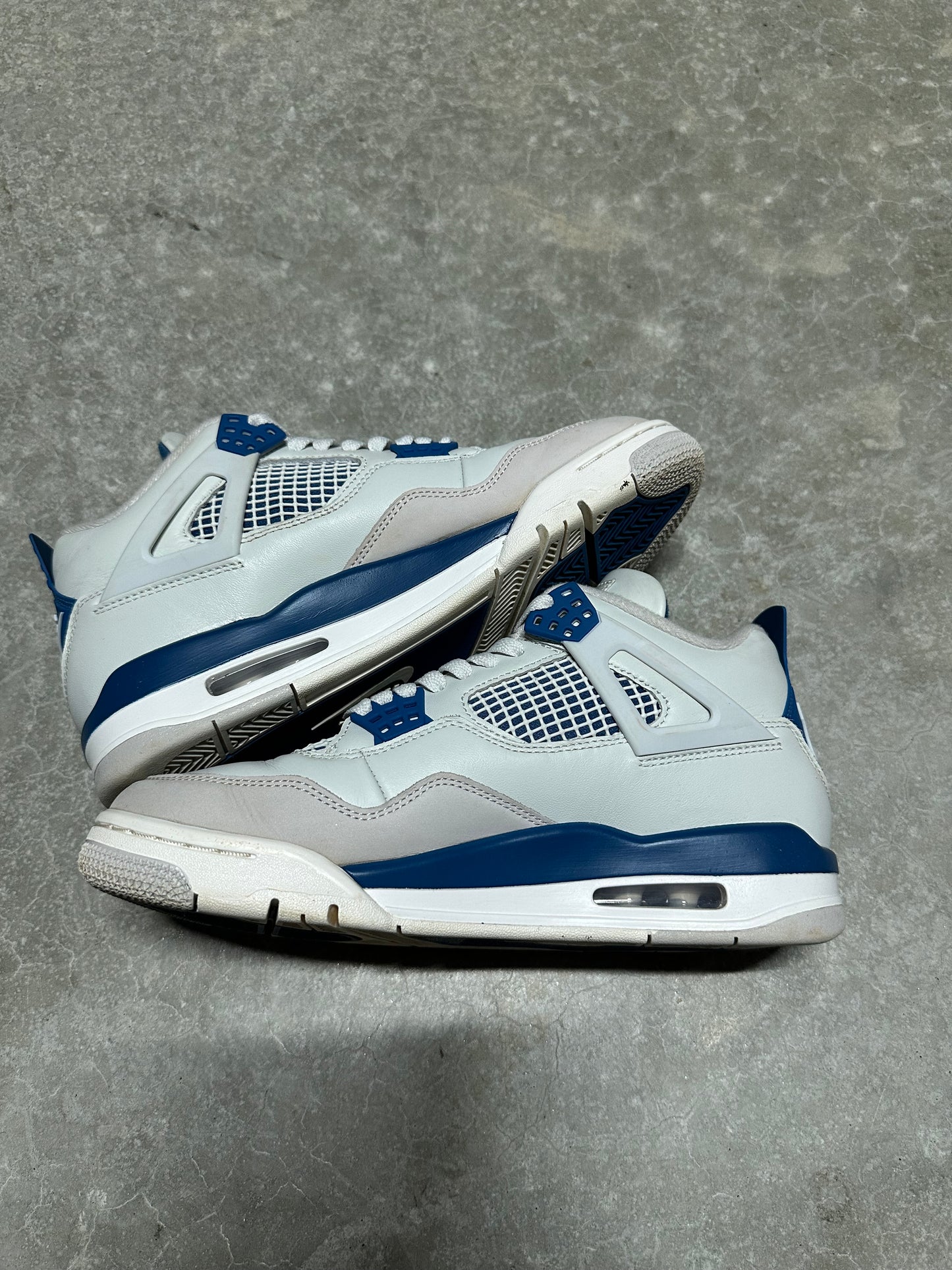 JORDAN 4 “ military blue “