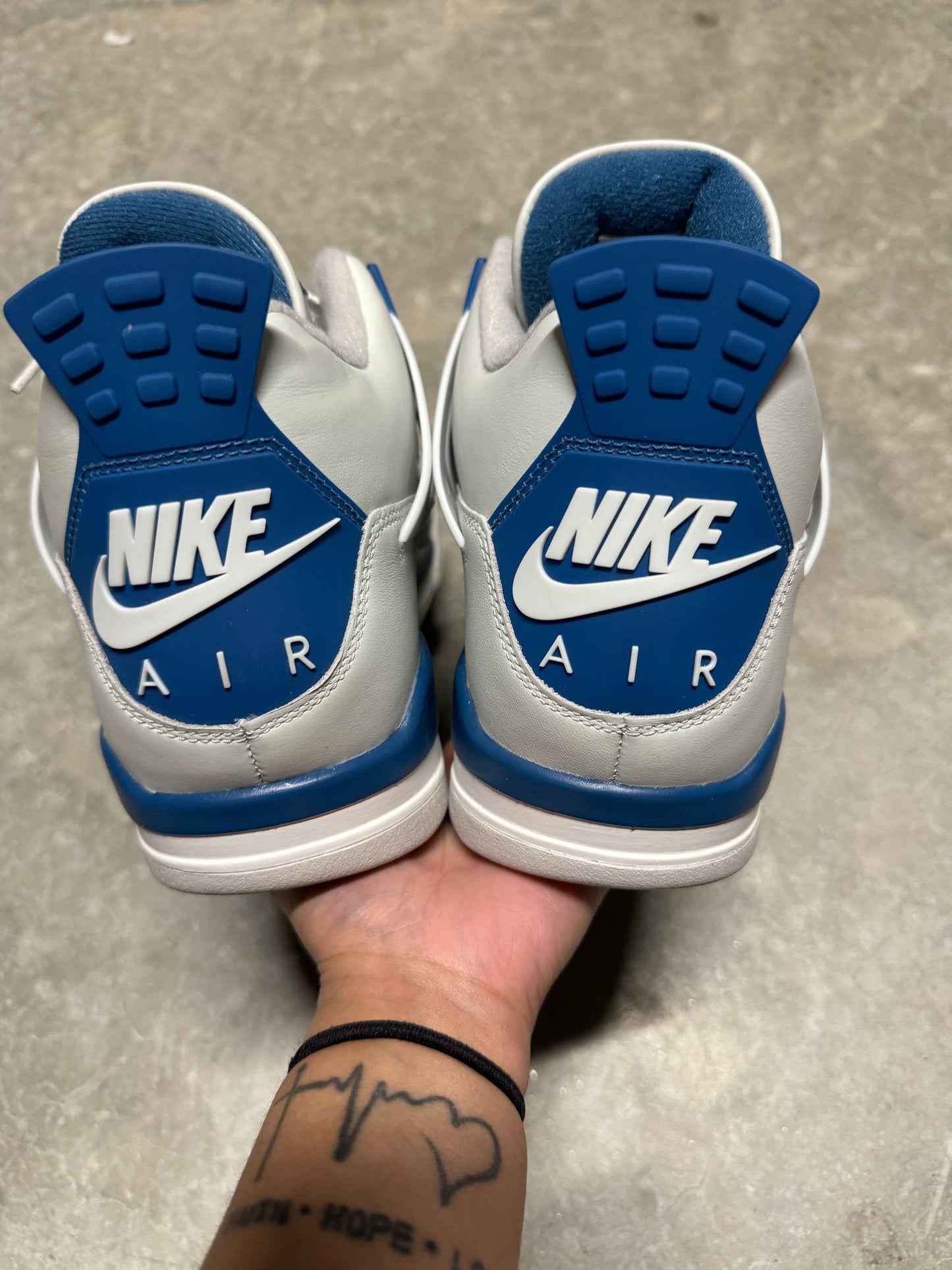 JORDAN 4 “ Military Blue “