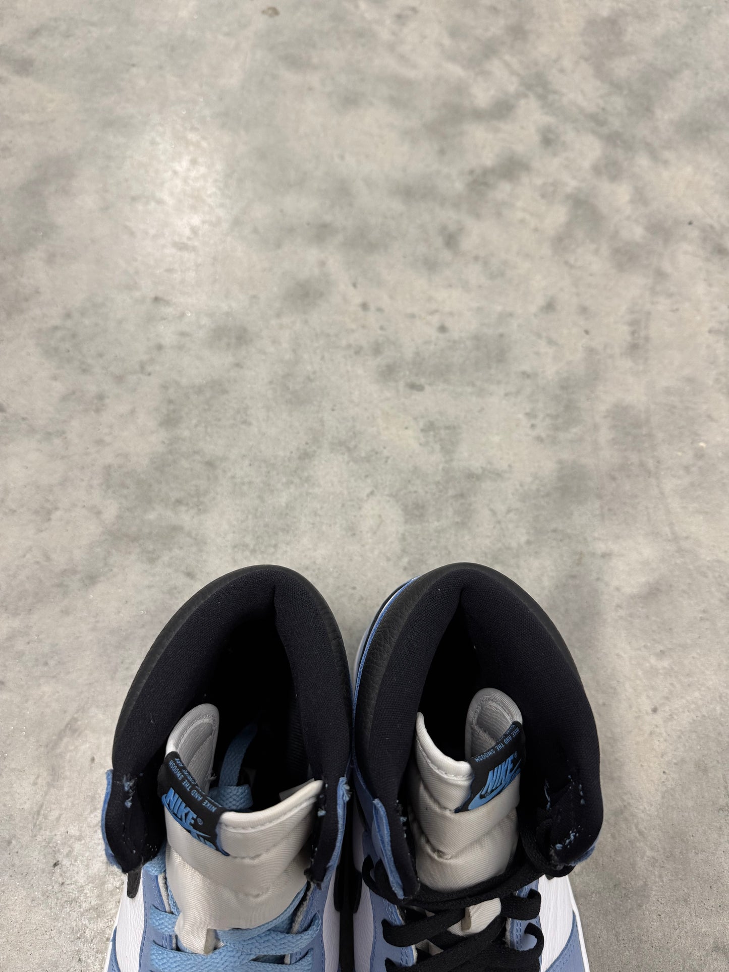 JORDAN 1 “ University Blue “