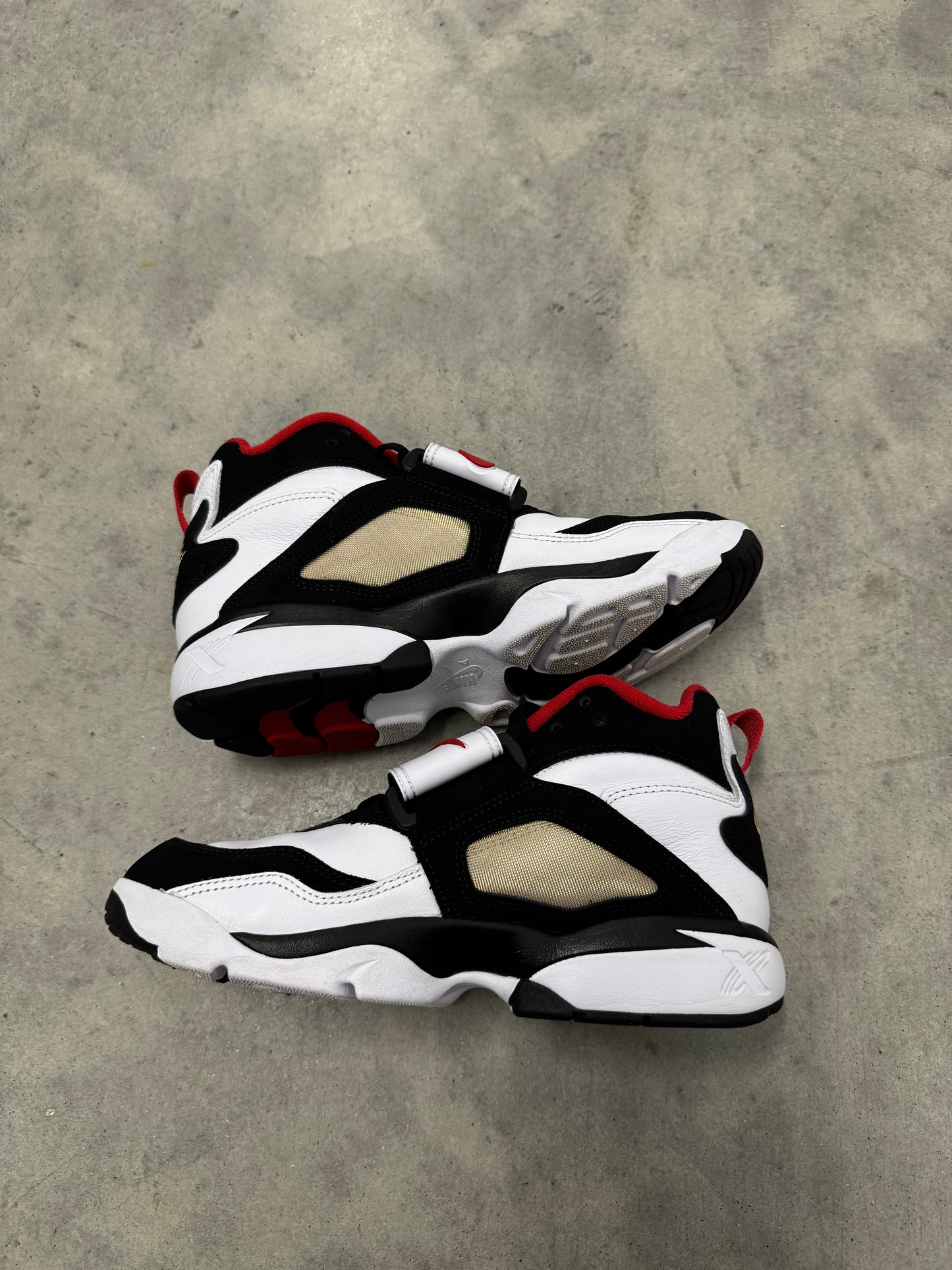 NIKE AIR DIAMOND TURF “ 49ers “