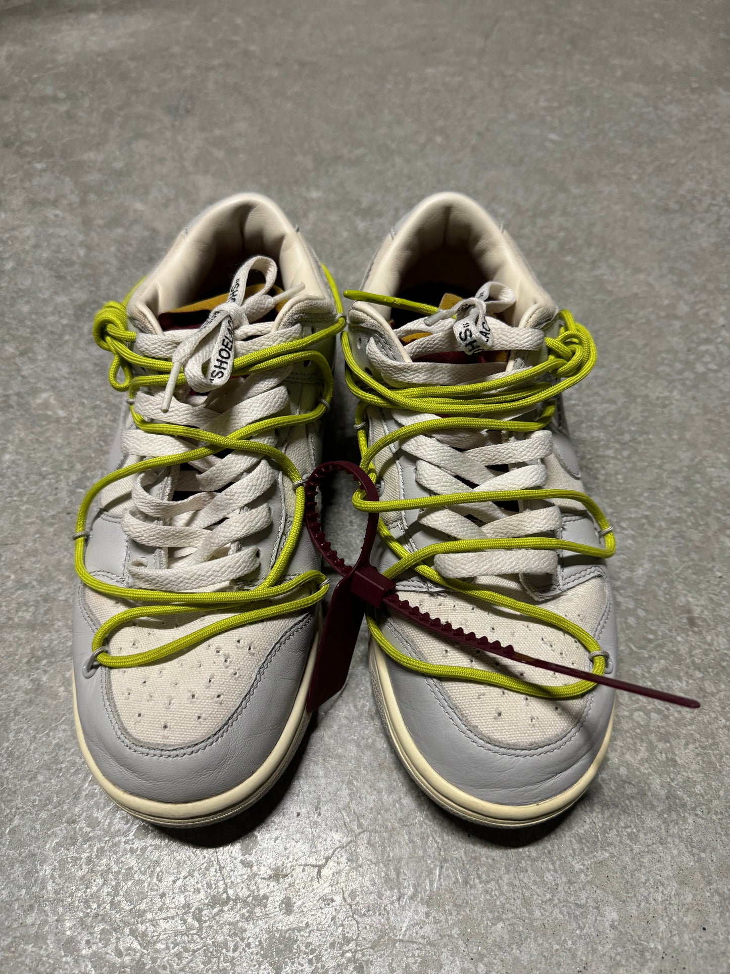 OFF WHITE DUNK “ Lot 8 of 50 “